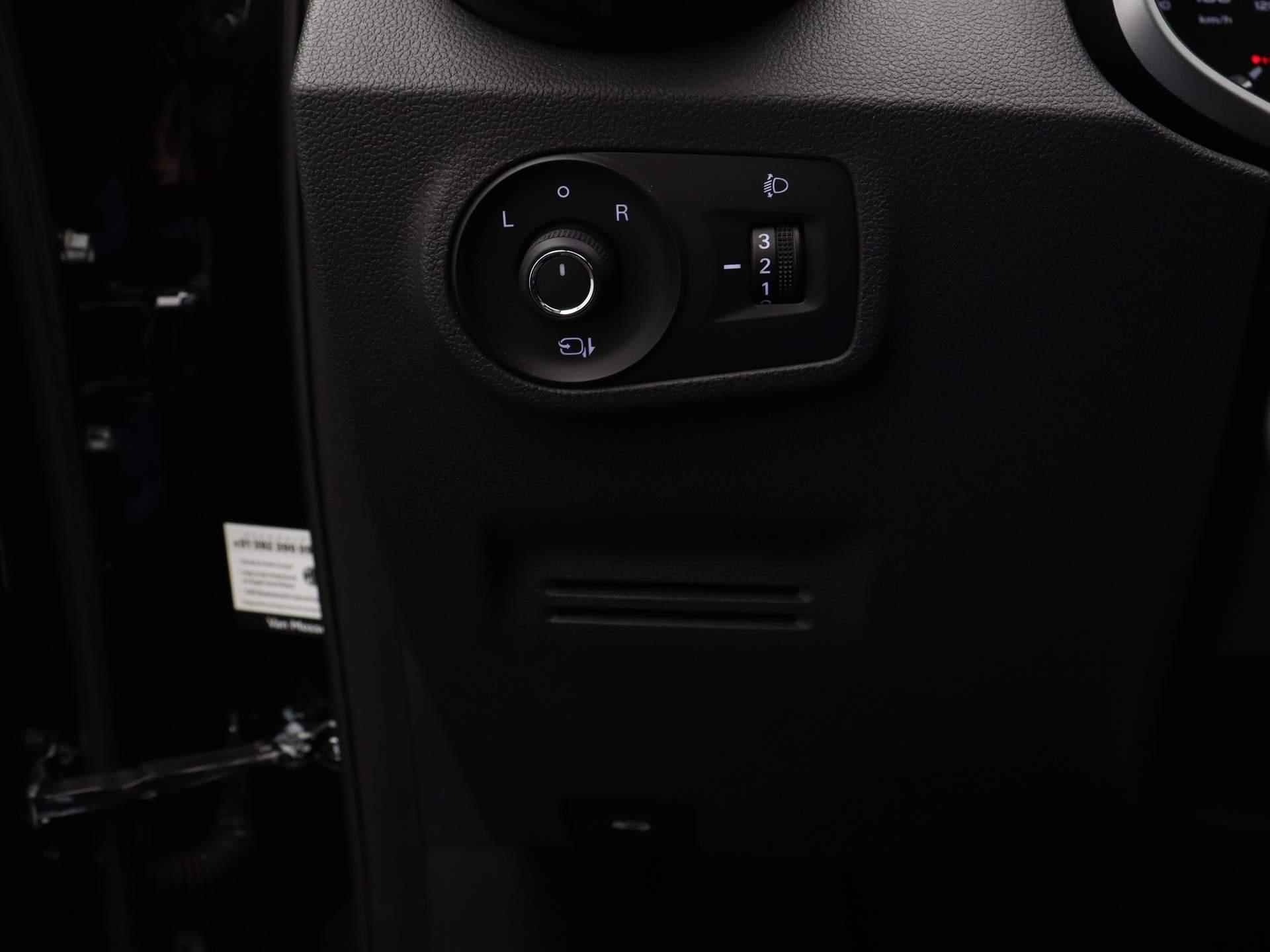 MG ZS EV Luxury 45 kWh | Navigatie | Leder | Panoramadak | Camera - 19/26