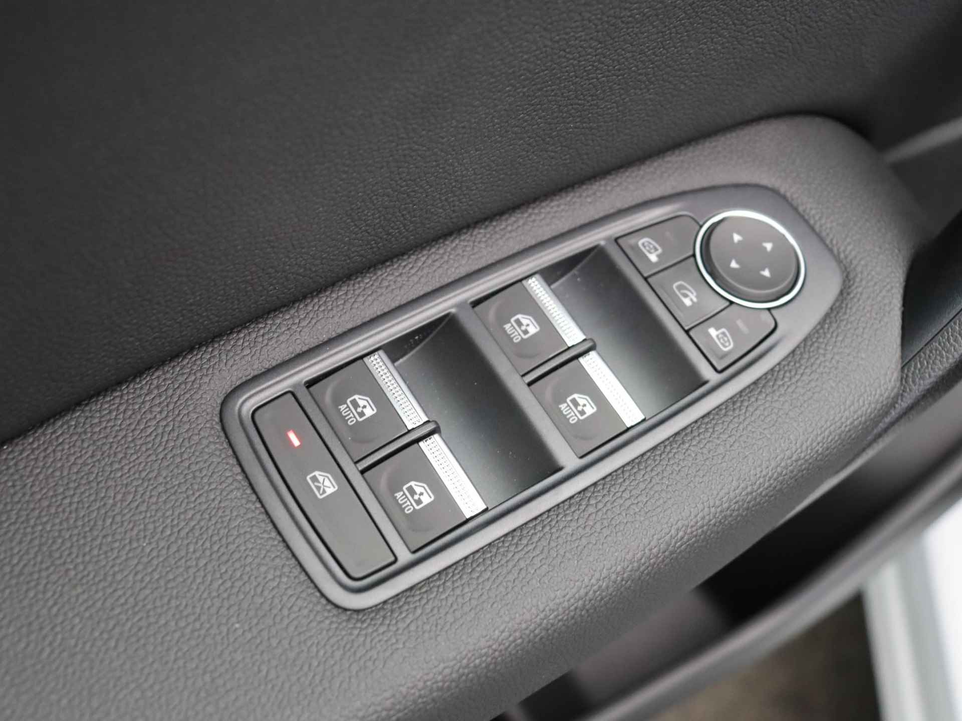 Renault Captur 1.6 E-Tech Hybrid 145pk Techno | Adaptieve cruise control | Groot scherm | 360 graden camera | Stuurverwarming | - 15/42