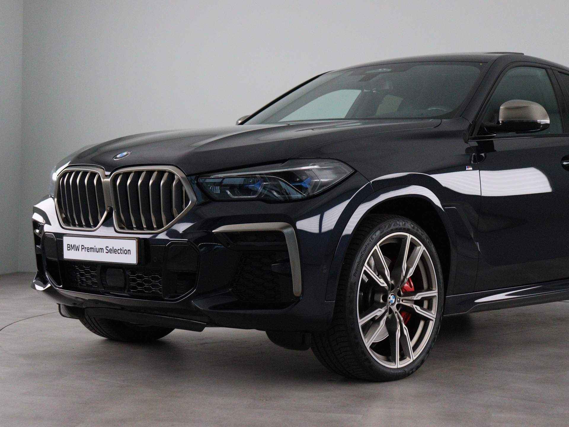 BMW X6 M50i High Executive - 24/30