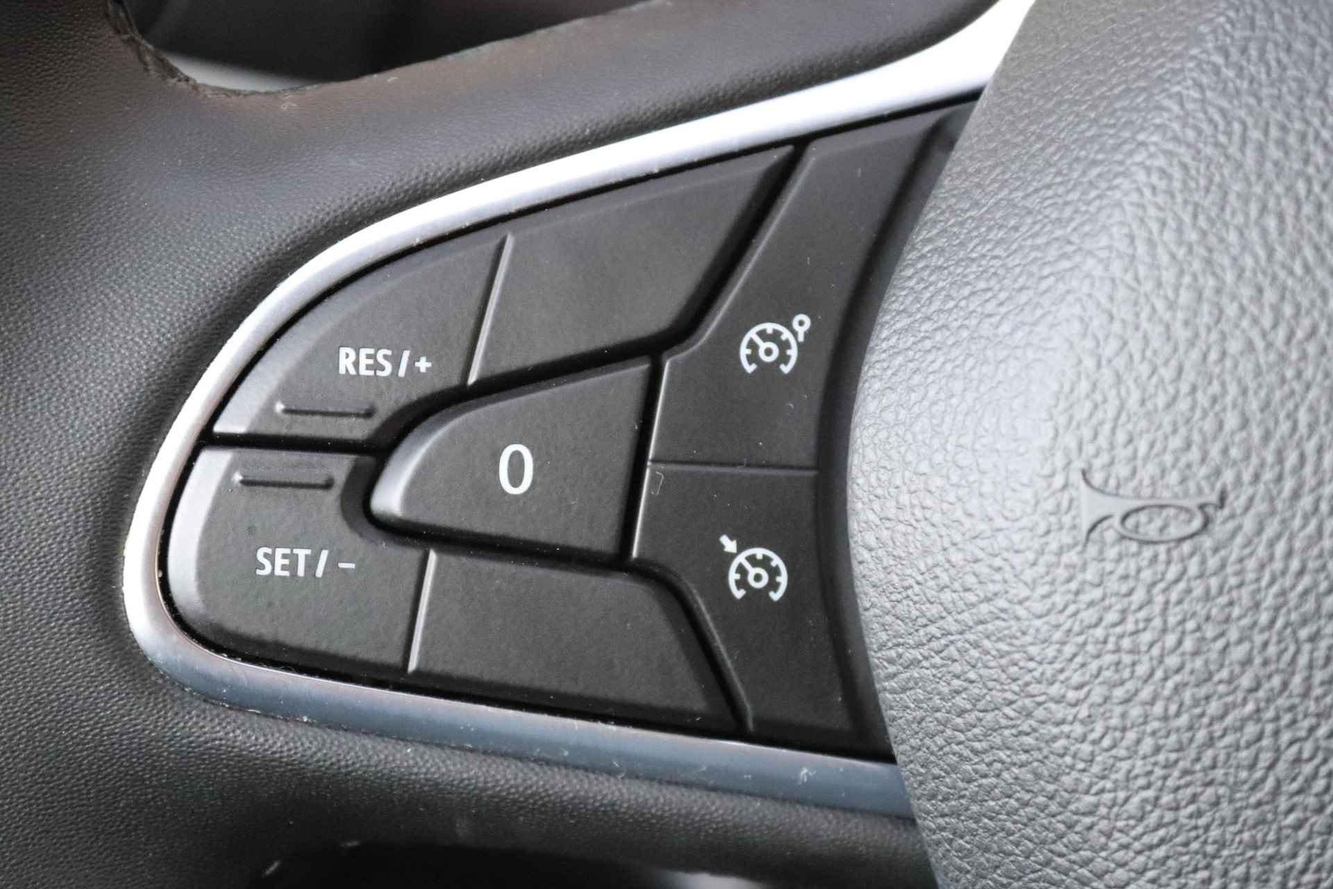 Renault Mégane 1.3 TCe 140 EDC Intens | Automaat | Navigatie 7" |  Apple Carplay | LED koplampen | Parkeersensoren | LMV 16" | All-Seasons | - 19/33
