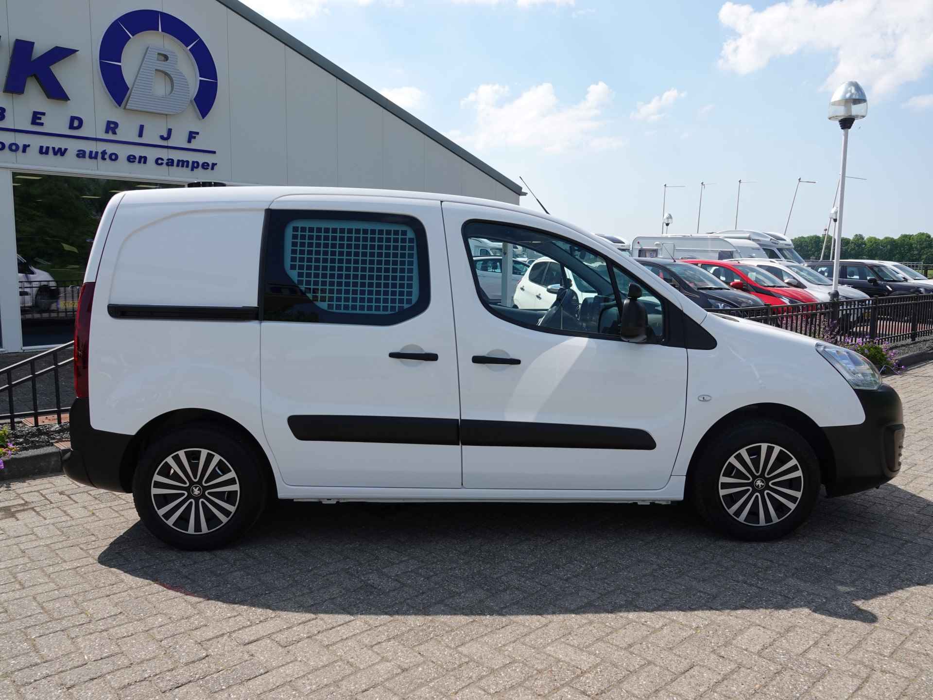 Peugeot Partner 120 1.6 BlueHDi MARGE 100PK L1 XT NAVI | AIRCO | CRUISE | PDC | BETIMMERING - 3/23