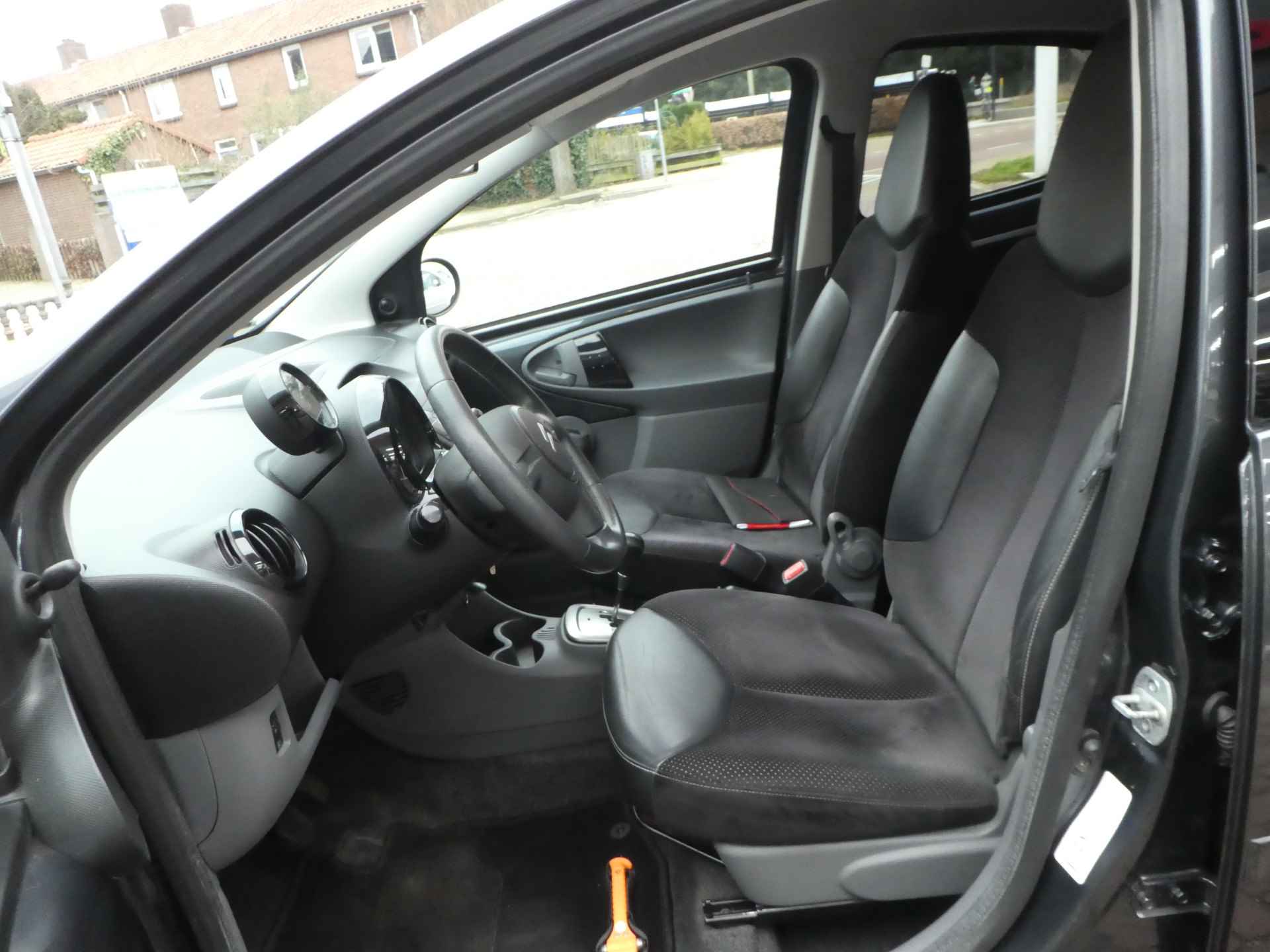 Citroën C1 1.0-12V Exclusive Automaat, Airco, Lederen bekleding, Elektrisch pakket - 16/34