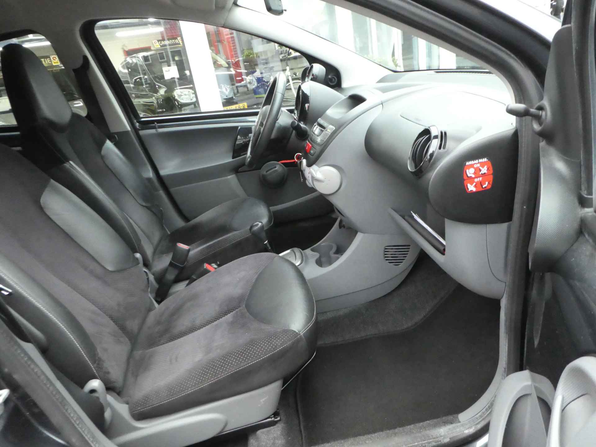 Citroën C1 1.0-12V Exclusive Automaat, Airco, Lederen bekleding, Elektrisch pakket - 34/34