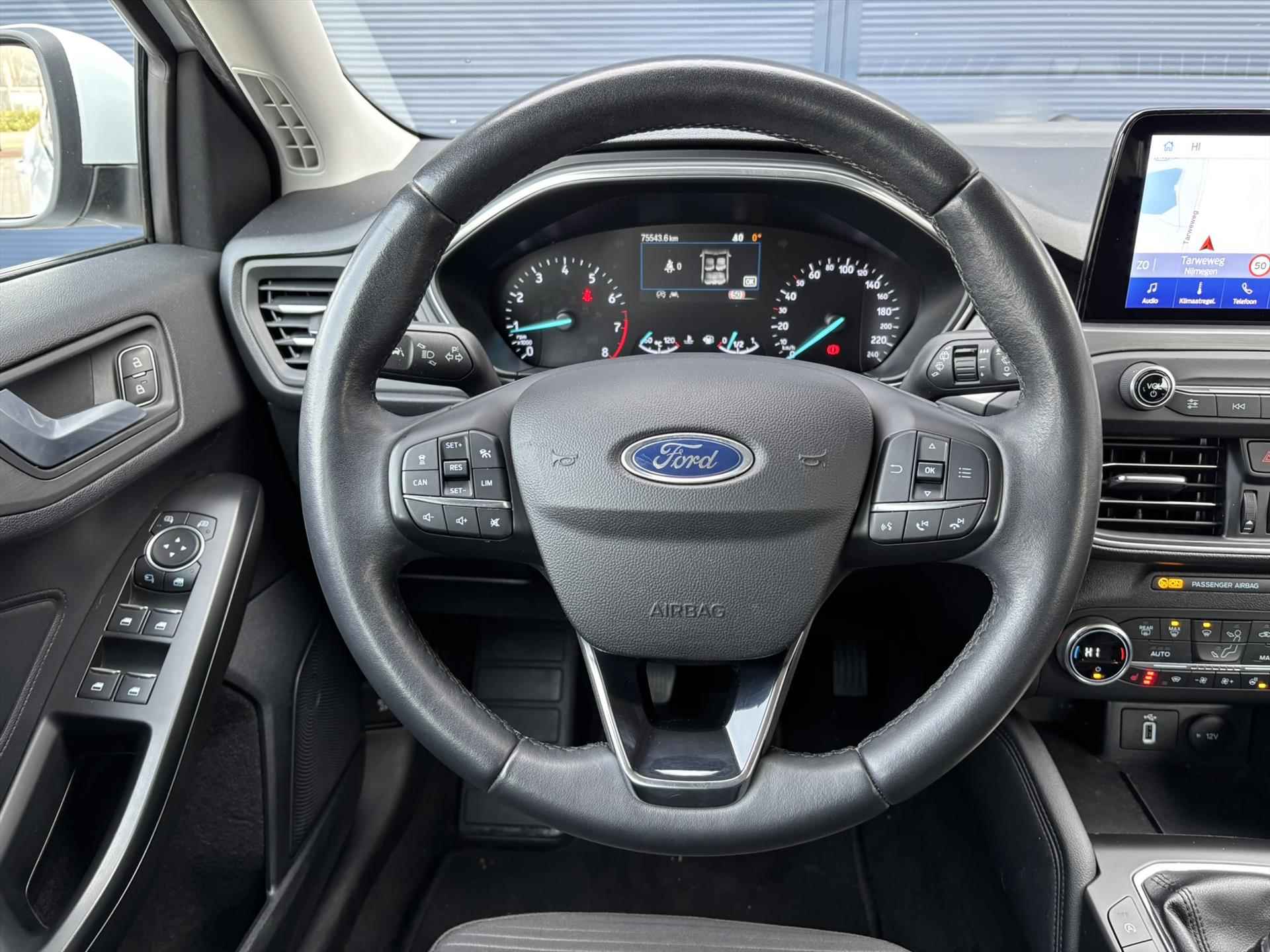 Ford Focus 1.0 EcoBoost 125pk Titanium Business | Navigatie | Bluetooth - 9/34