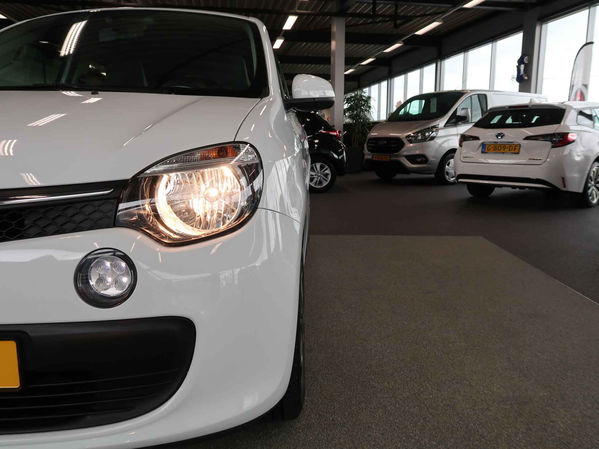 Renault Twingo 1.0 SCe Collection 5-drs. AIRCO/DAB/BLUETOOTH/LIMITER - 9/76