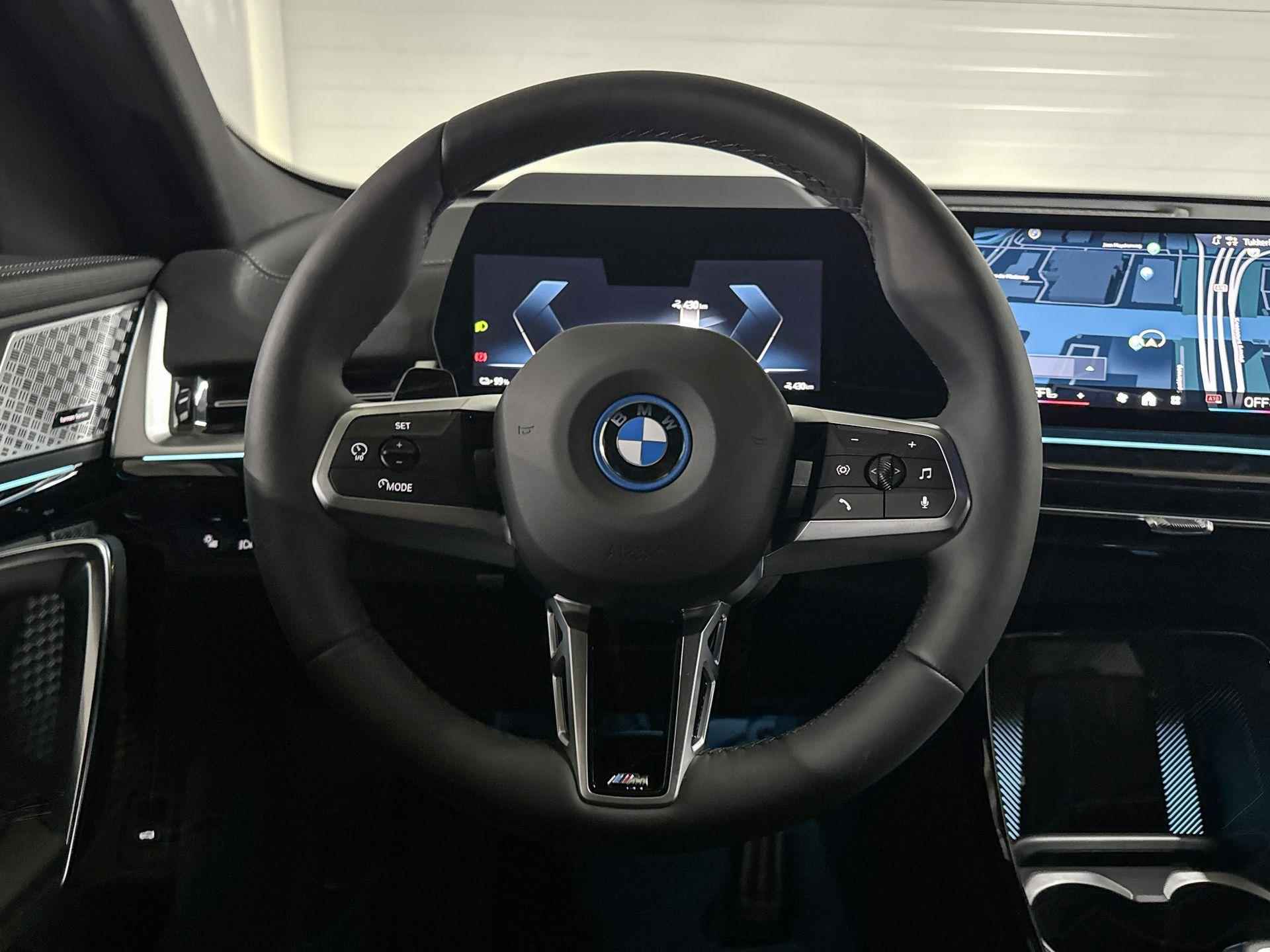 BMW iX2 eDrive20 | M-Sport Pro | Innovation Pack | Harman/Kardon | Comfort Access - 12/23