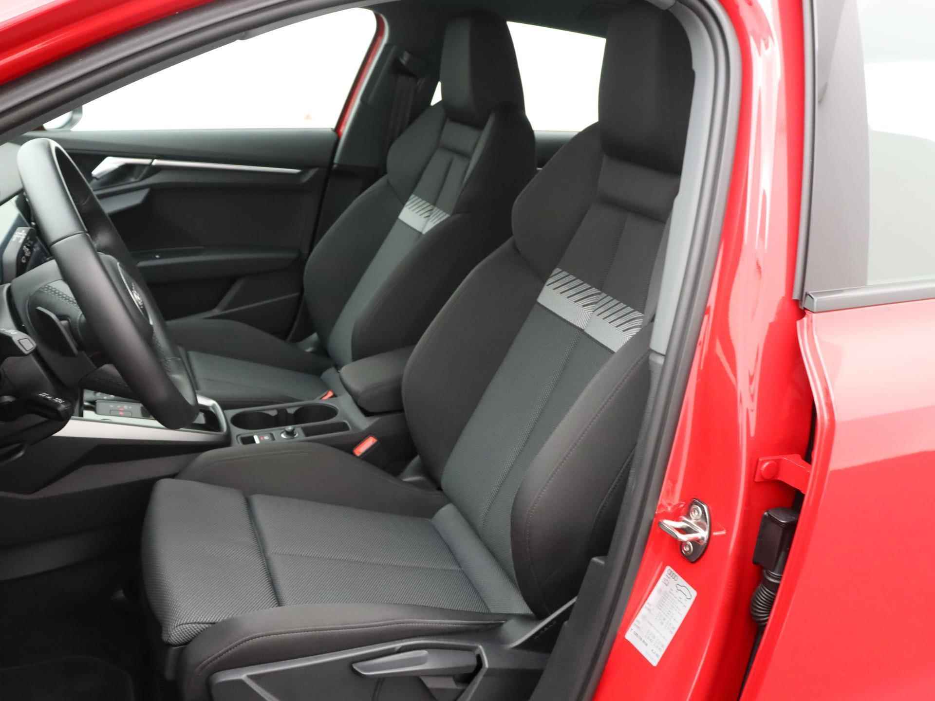 Audi A3 Sportback 35 TFSI Advanced edition 150 PK | Navigatie | Automaat | Virtual Cockpit | Parkeersensoren | Cruise Control | Climate Control | Keyless | Apple Carplay | Android Auto | Optiek Pakket Zwart Plus | Trekhaak | Fabrieksgarantie tot 2026 | - 16/21