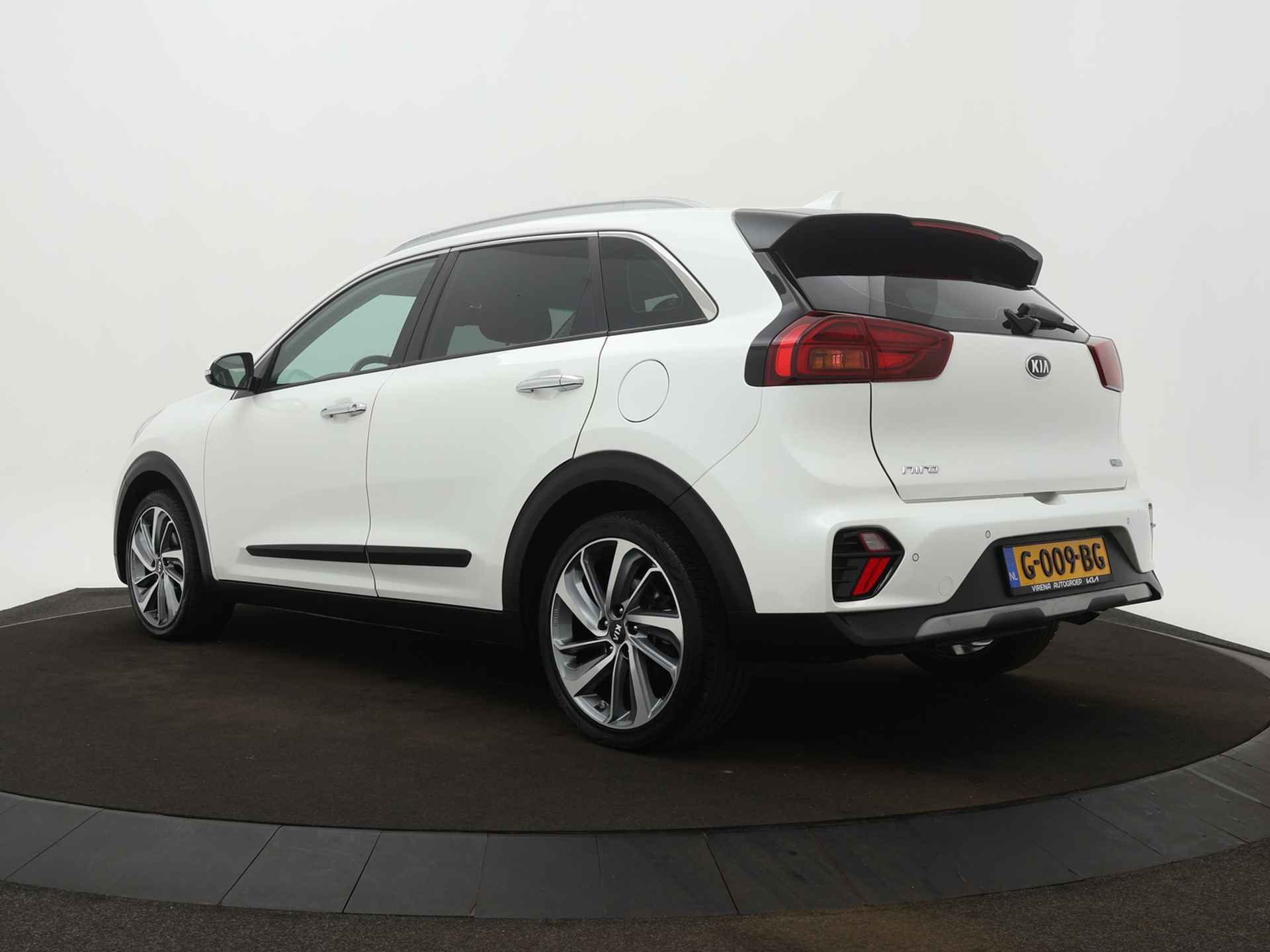 Kia Niro 1.6 GDi Hybrid DynamicLine - Navigatie - Climate Control - Adaptieve Cruise Control - Camera - Fabrieksgarantie tot 08-2026 - 6/49