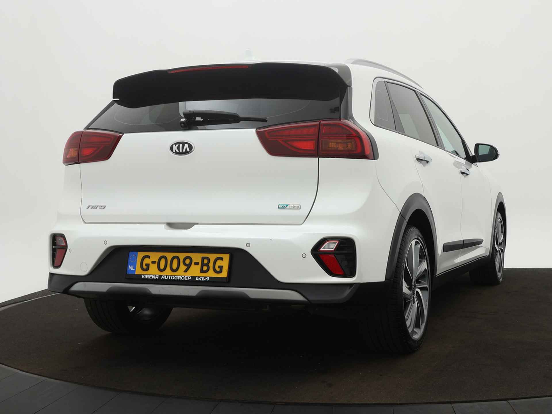 Kia Niro 1.6 GDi Hybrid DynamicLine - Navigatie - Climate Control - Adaptieve Cruise Control - Camera - Fabrieksgarantie tot 08-2026 - 8/49