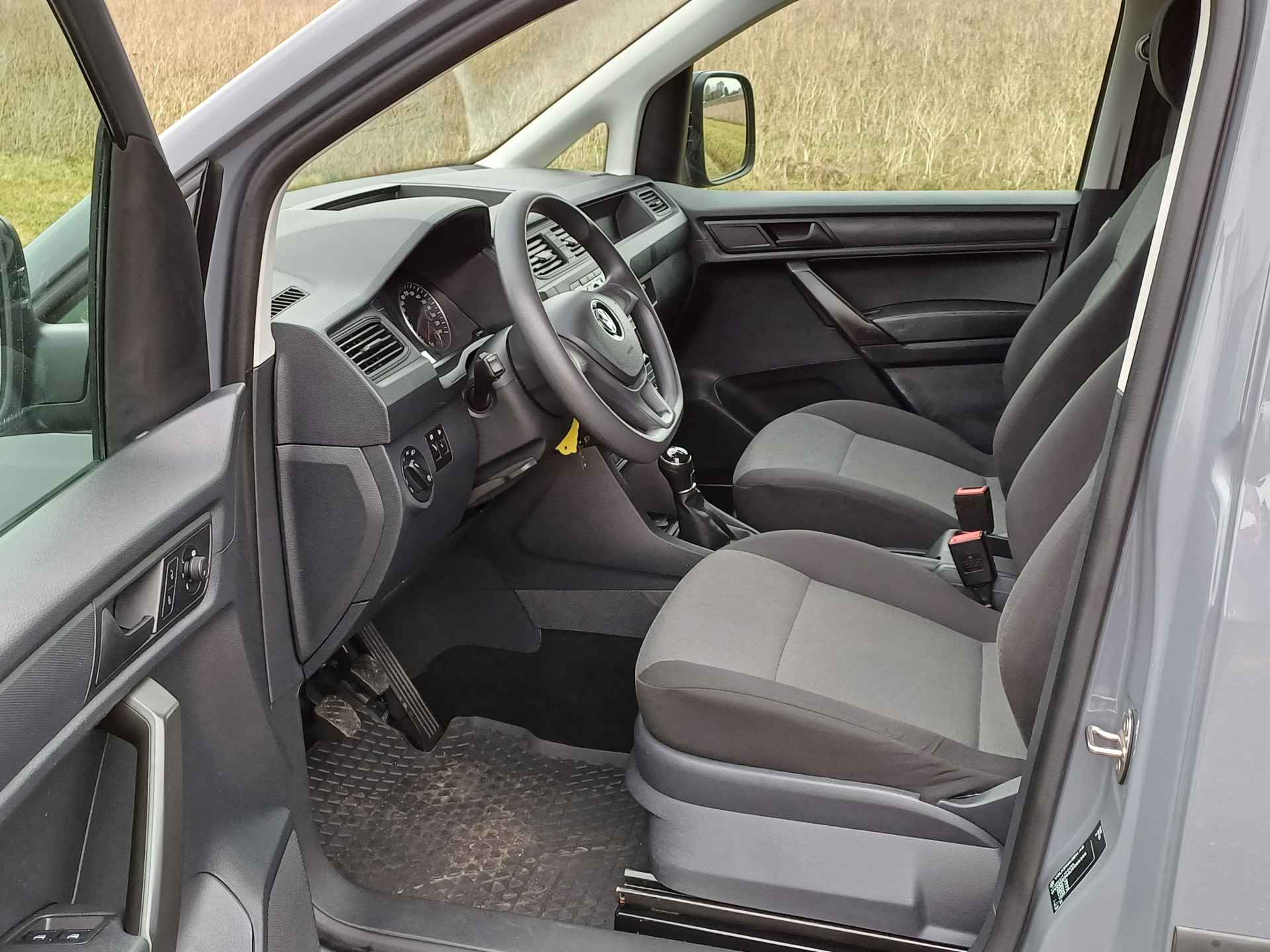 Volkswagen Caddy Maxi 1.4 TSI Trendline 5 Persoons Lage KM stand | Veel ruimte! | Airco | Cruise | Parkeerhulp | Bluetooth - 3/34