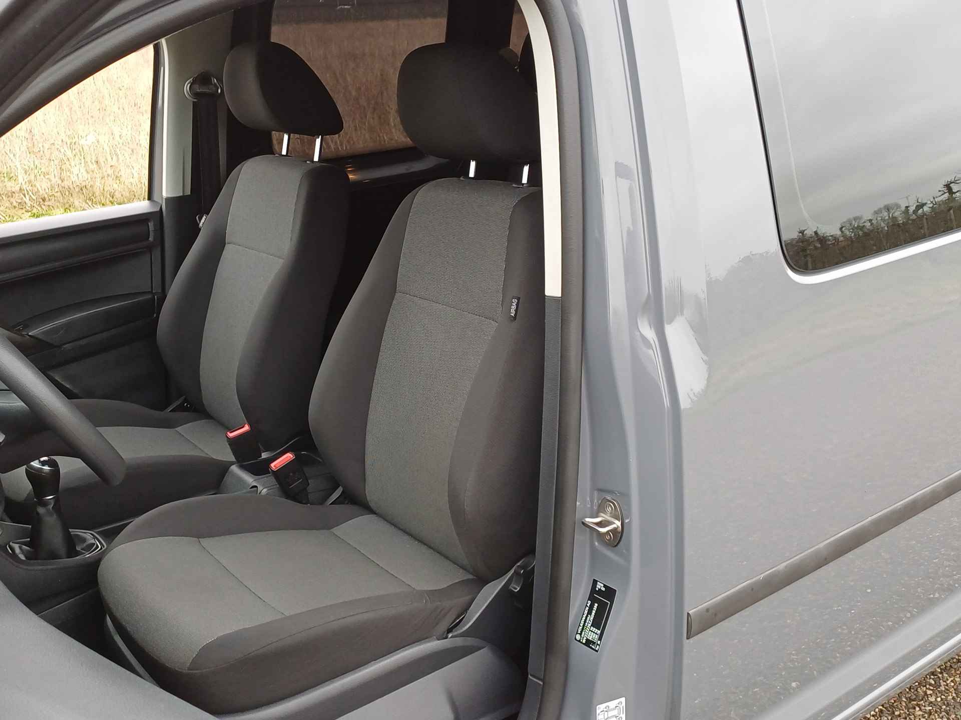 Volkswagen Caddy Maxi 1.4 TSI Trendline 5 Persoons Lage KM stand | Veel ruimte! | Airco | Cruise | Parkeerhulp | Bluetooth - 23/34