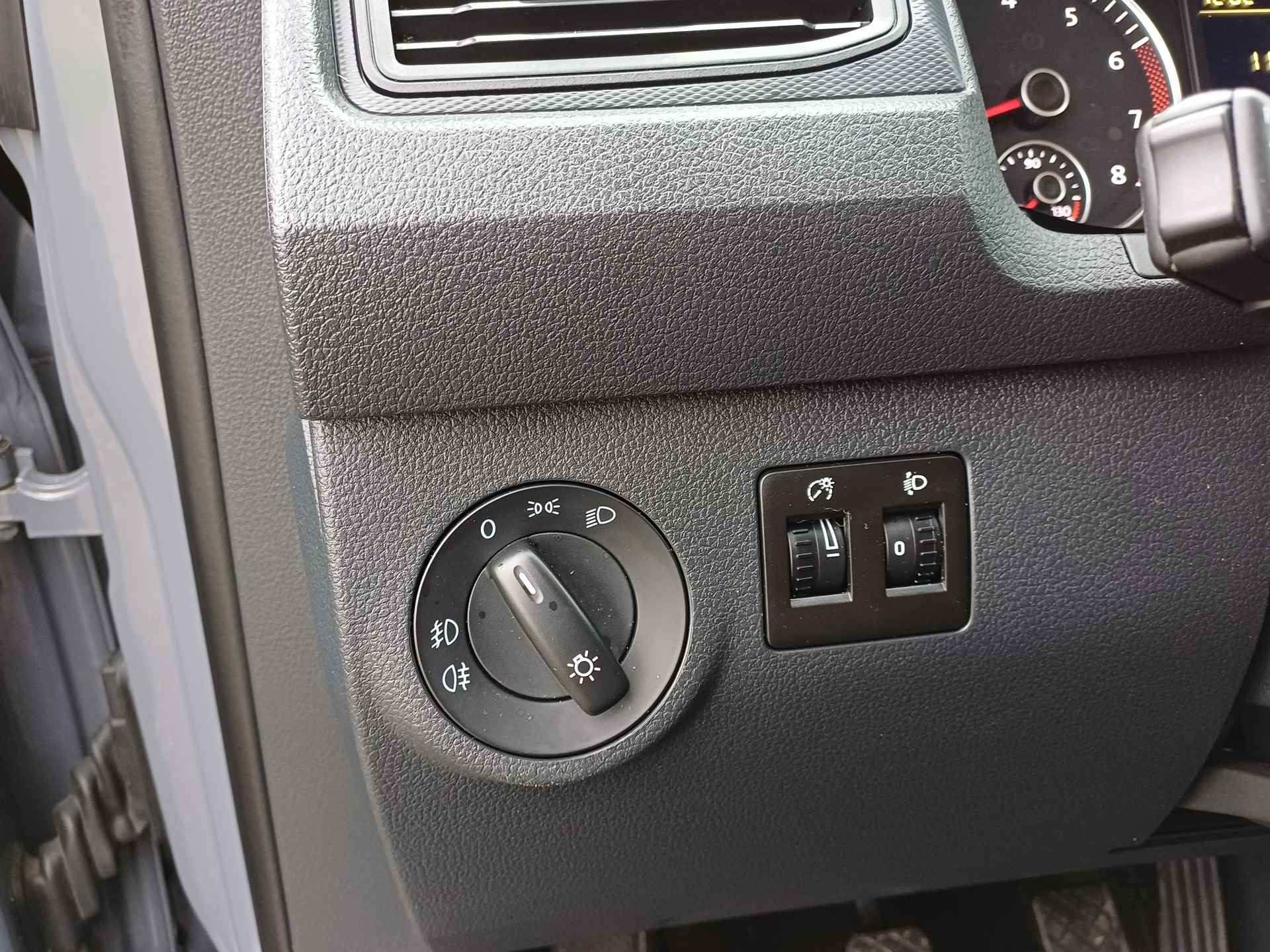 Volkswagen Caddy Maxi 1.4 TSI Trendline 5 Persoons Lage KM stand | Veel ruimte! | Airco | Cruise | Parkeerhulp | Bluetooth - 32/34