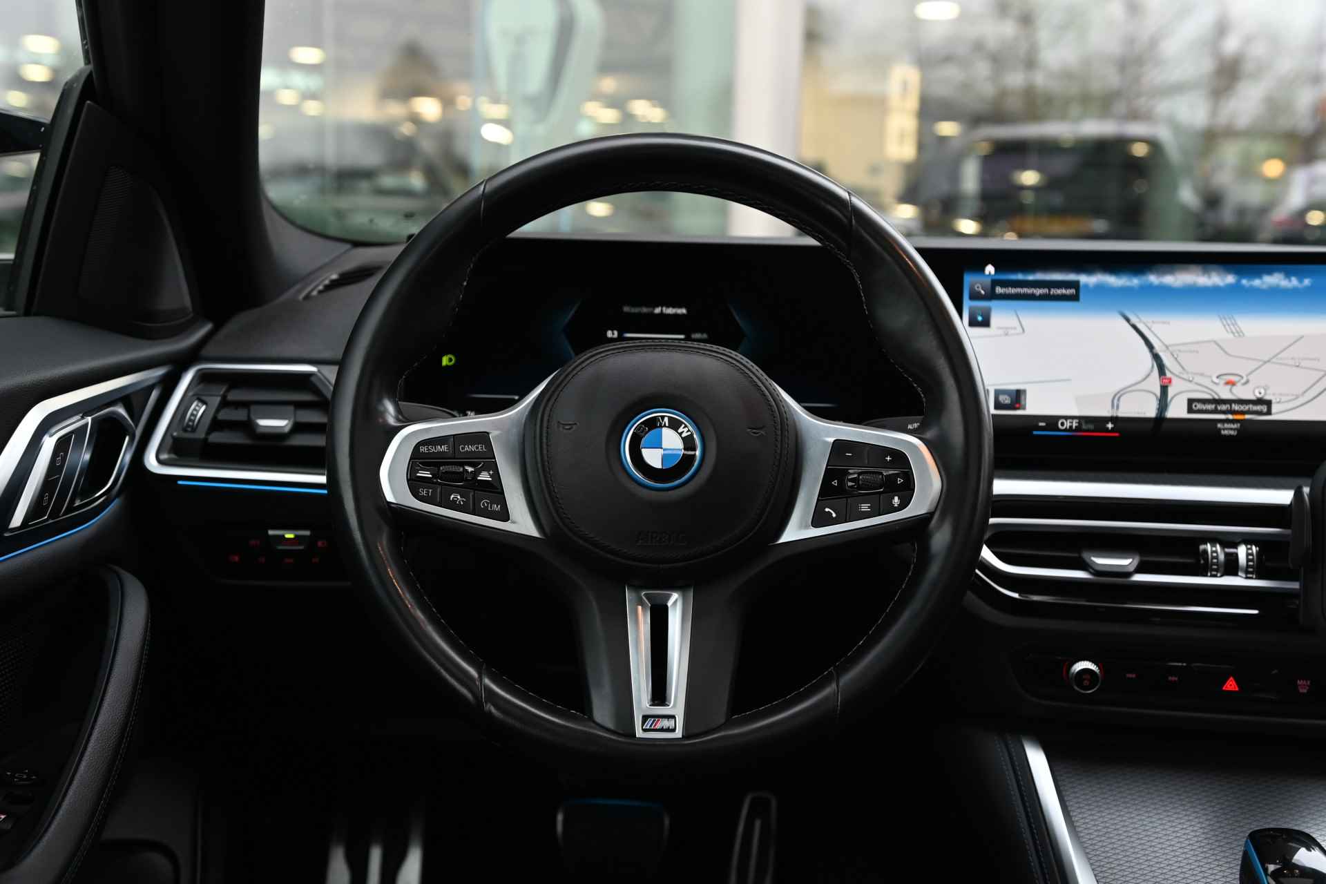 BMW i4 M50 / BMW M 50 Jahre uitvoering / Schuif-kanteldak / M Adaptief onderstel / Parking Assistant / Live Cockpit Plus / Cruise Control - 7/26