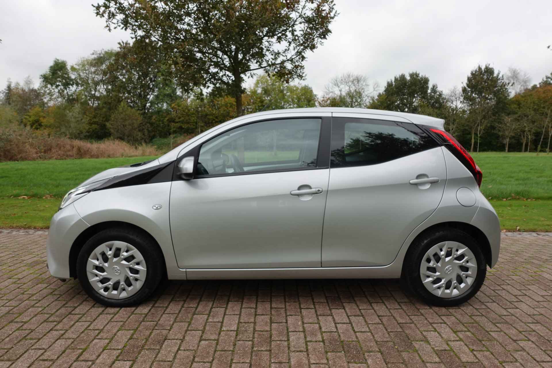 Toyota Aygo 1.0 VVT-i x-play camera - 10/31