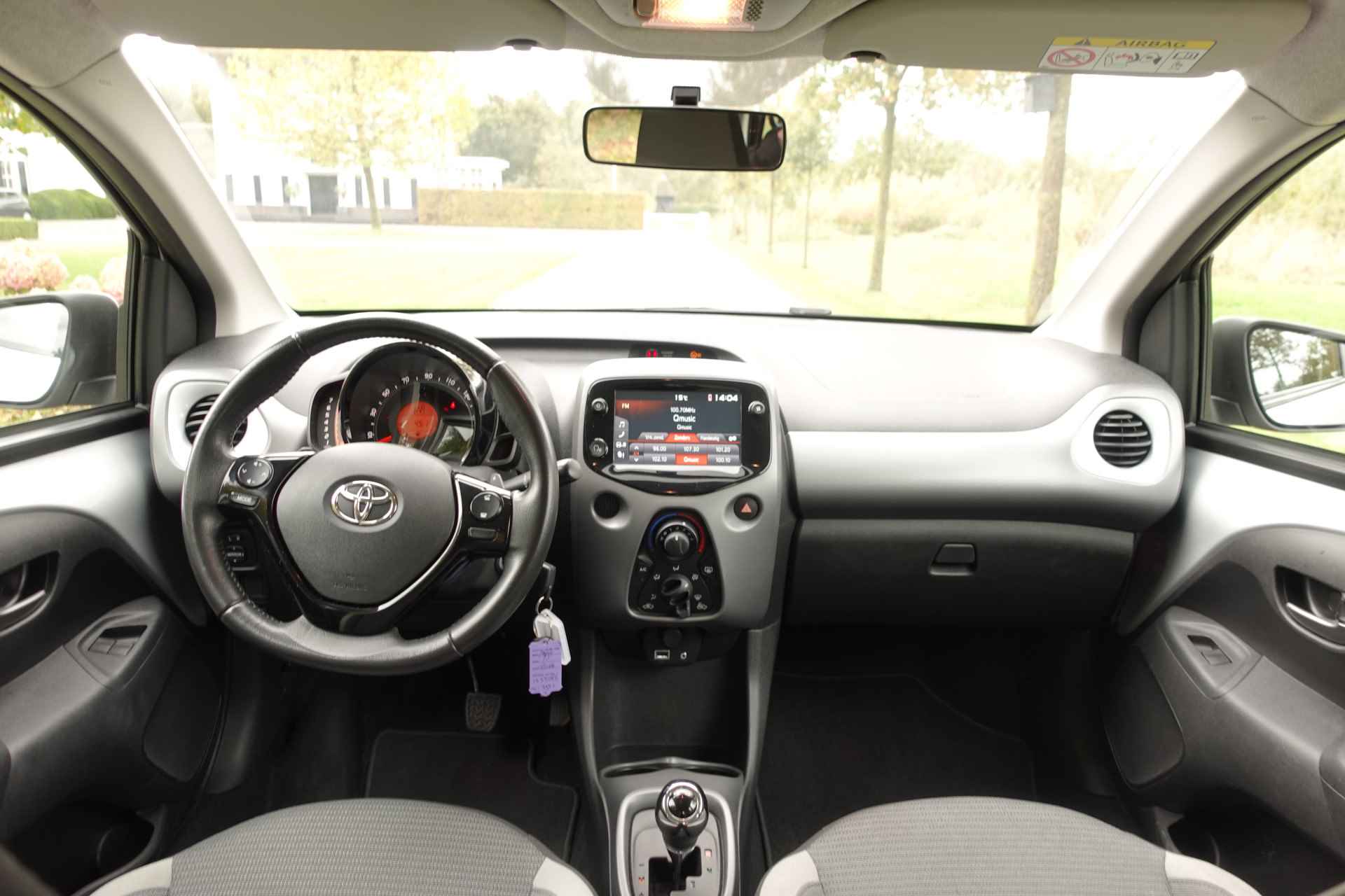 Toyota Aygo 1.0 VVT-i x-play camera - 16/31