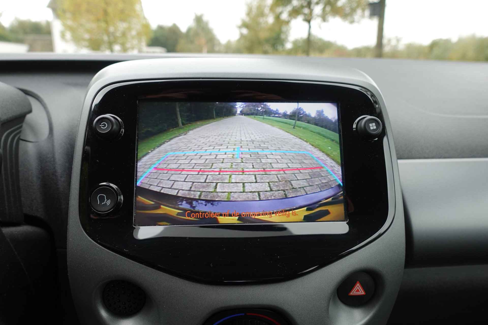 Toyota Aygo 1.0 VVT-i x-play camera - 21/31