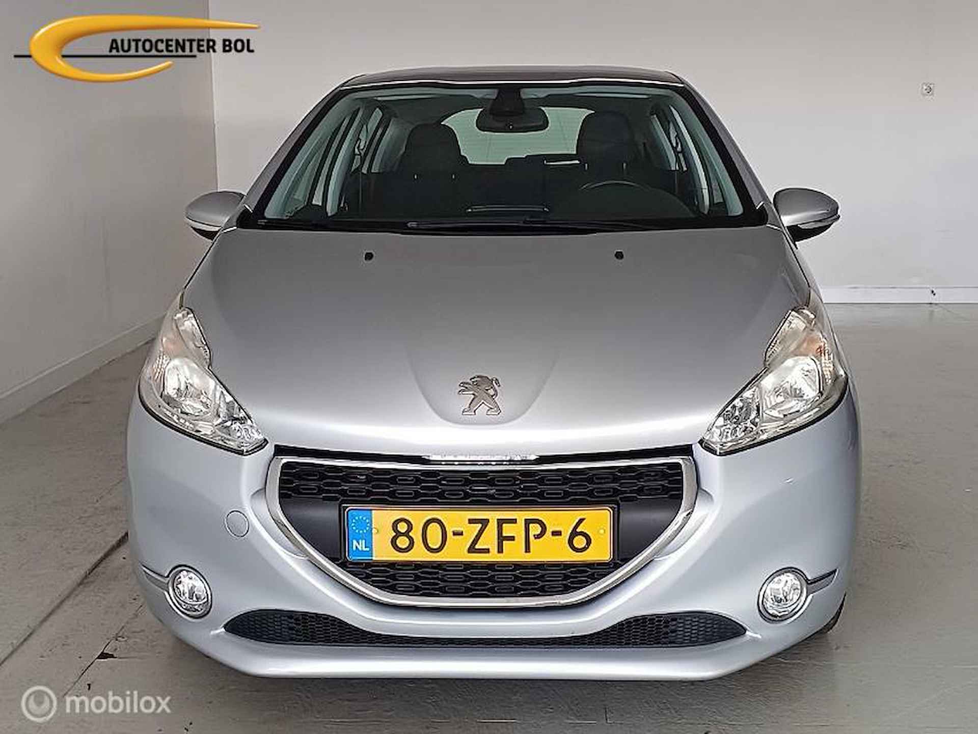 Peugeot 208 1.2 VTi Envy 5DRS NAV|Clima|CruiseC - 3/14