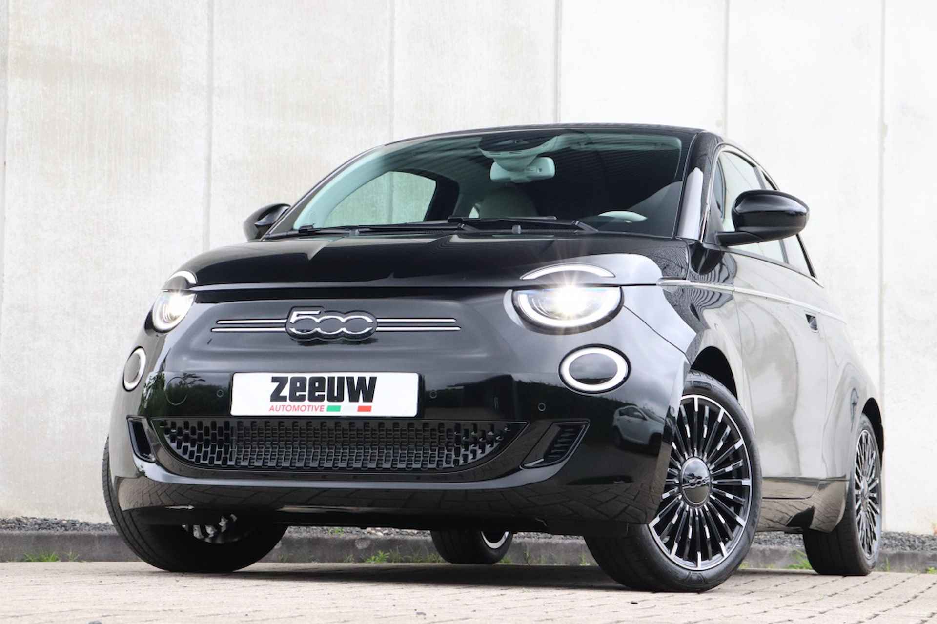 Fiat 500 C La Prima by Bocelli 42 kWh | Winter | BTW | 17" - 2/21