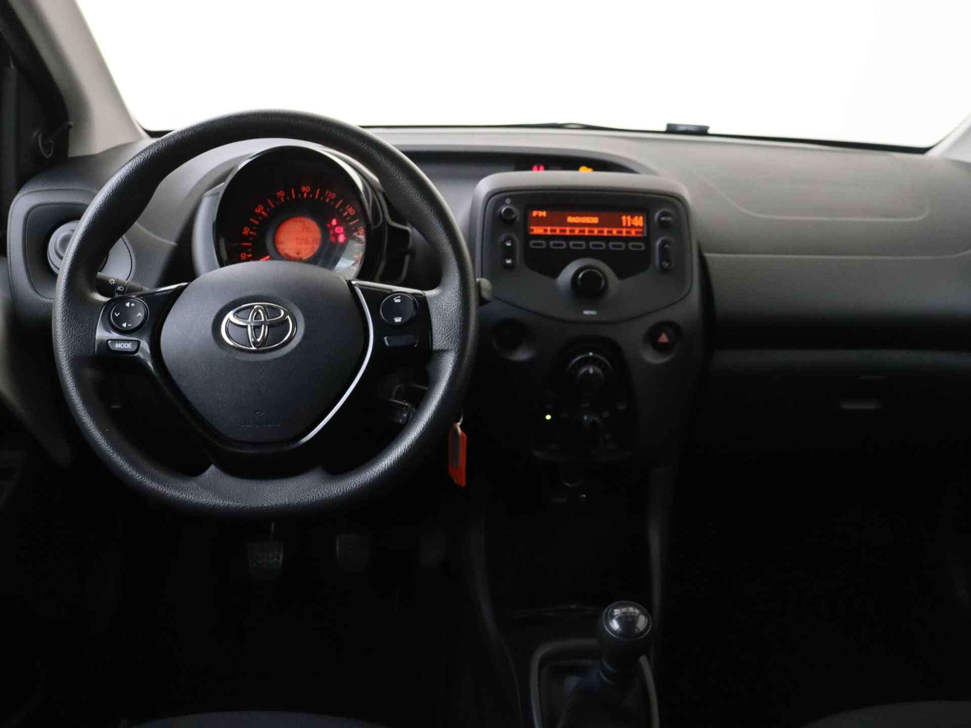 Toyota Aygo 1.0 VVT-i x-fun | Airconditioning | Electrische Ramen - 6/36