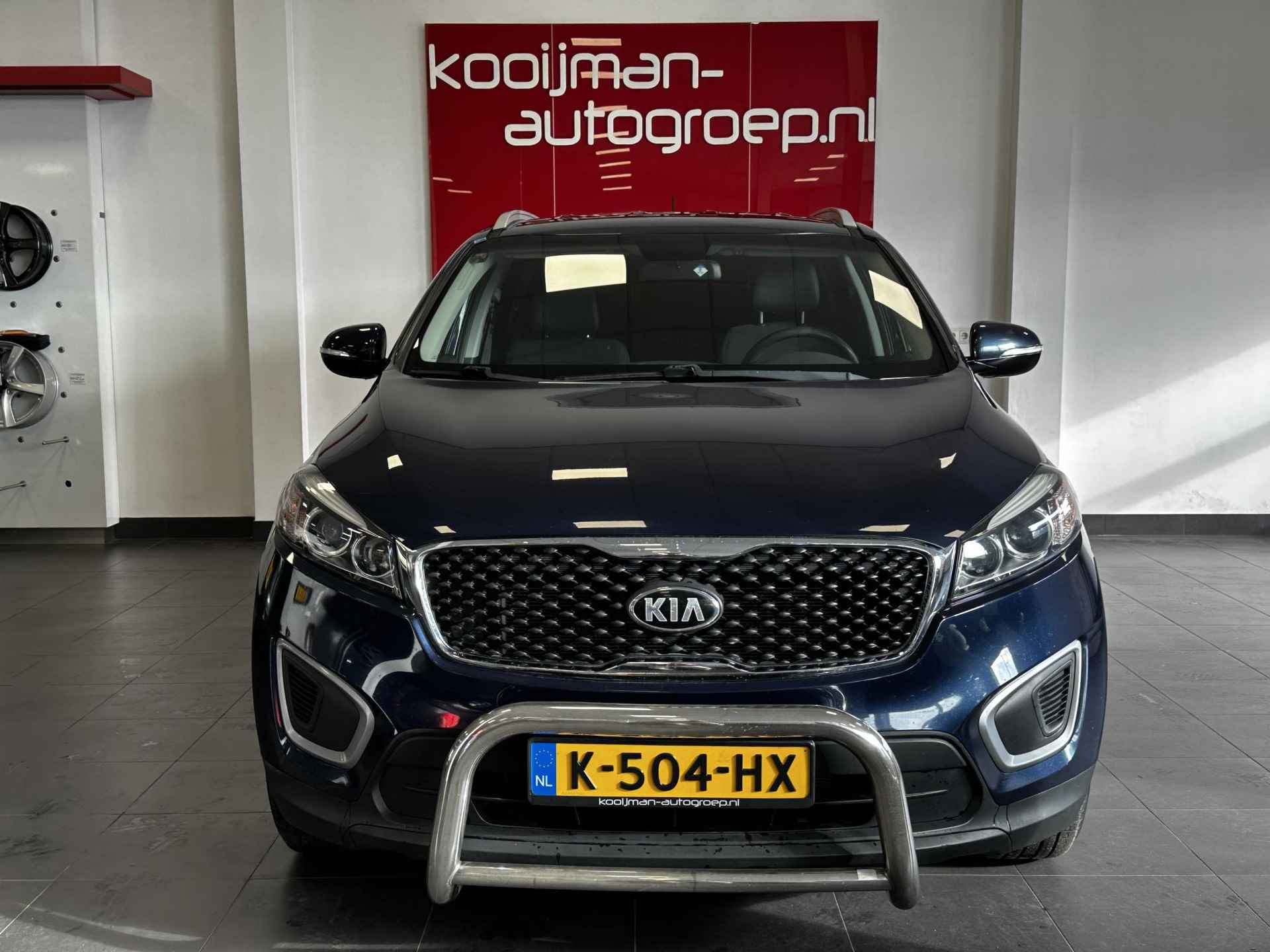 Kia Sorento 3.3 V6 Automaat Dynamic Uniek! 1 Exemplaar van in Nederland met een heerlijke V6 benzine motor met Automaat. - 23/26