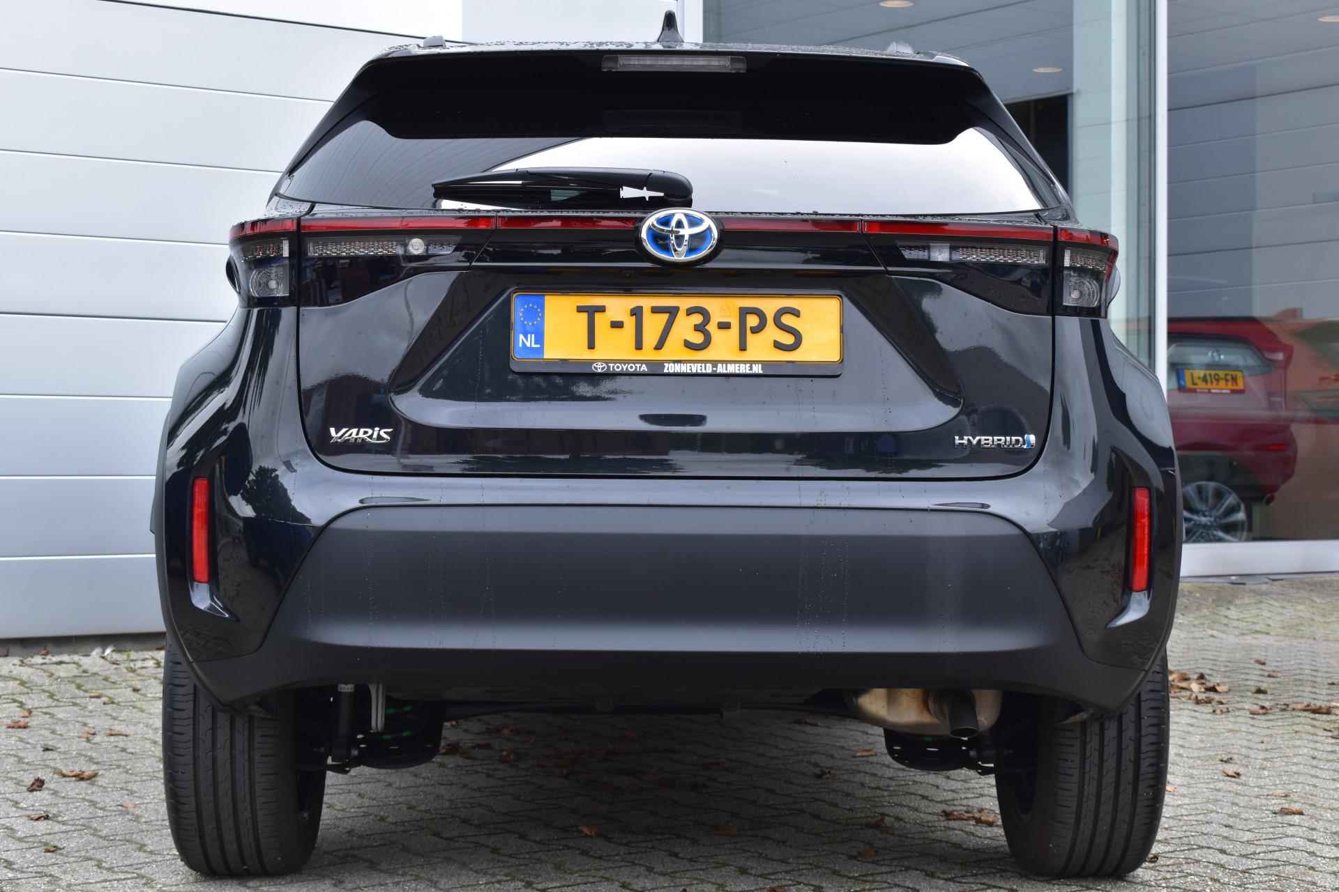 Toyota Yaris Cross 1.5 Hybrid Dynamic - 9/28