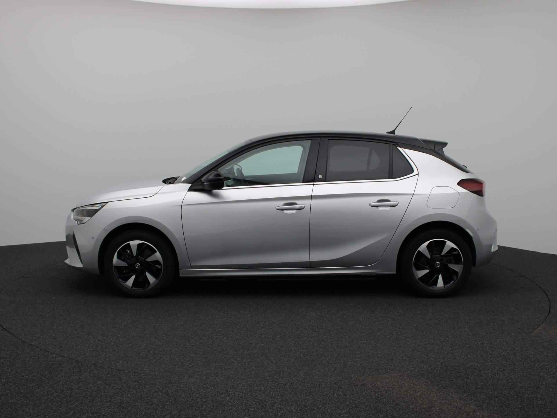 Opel Corsa-e Elegance 50 kWh | NAVIGATIE | ACHTERUITRIJCAMERA | PARKEERSENSOREN | CLIMATE CONTROL | VIRTUAL COKCPIT | KEYLESS ENTRY | LED | 16"LICHTMETALEN VELGEN | - 4/37