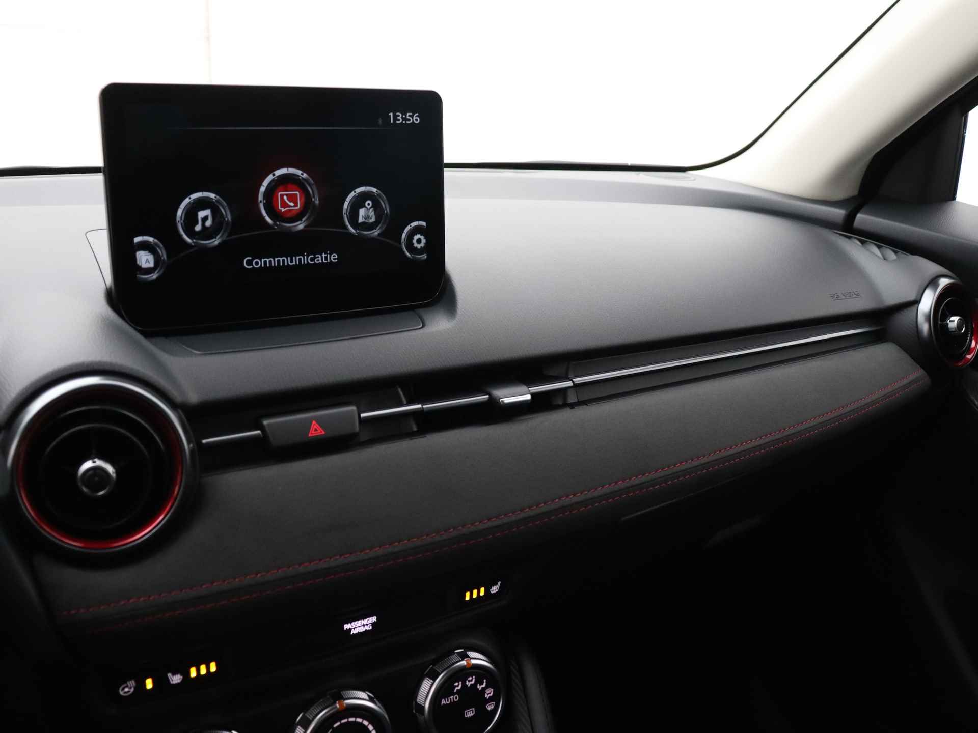 Mazda 2 1.5 e-SkyActiv-G 90 Homura Aka | 360 Camera | Stoelverwarming | LED verlichting | - 7/40