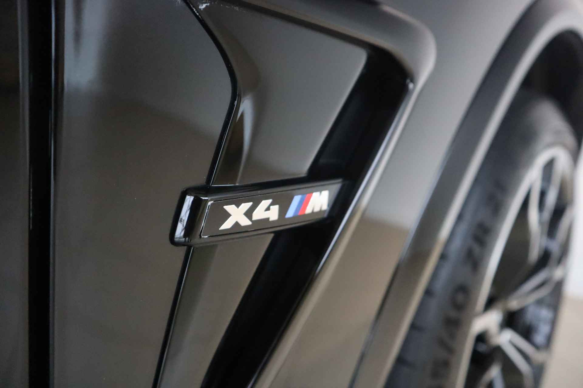 BMW X4 M Competition Driving Assistant Panorama dak / Individual Leder 'Tartufo' - 8/33