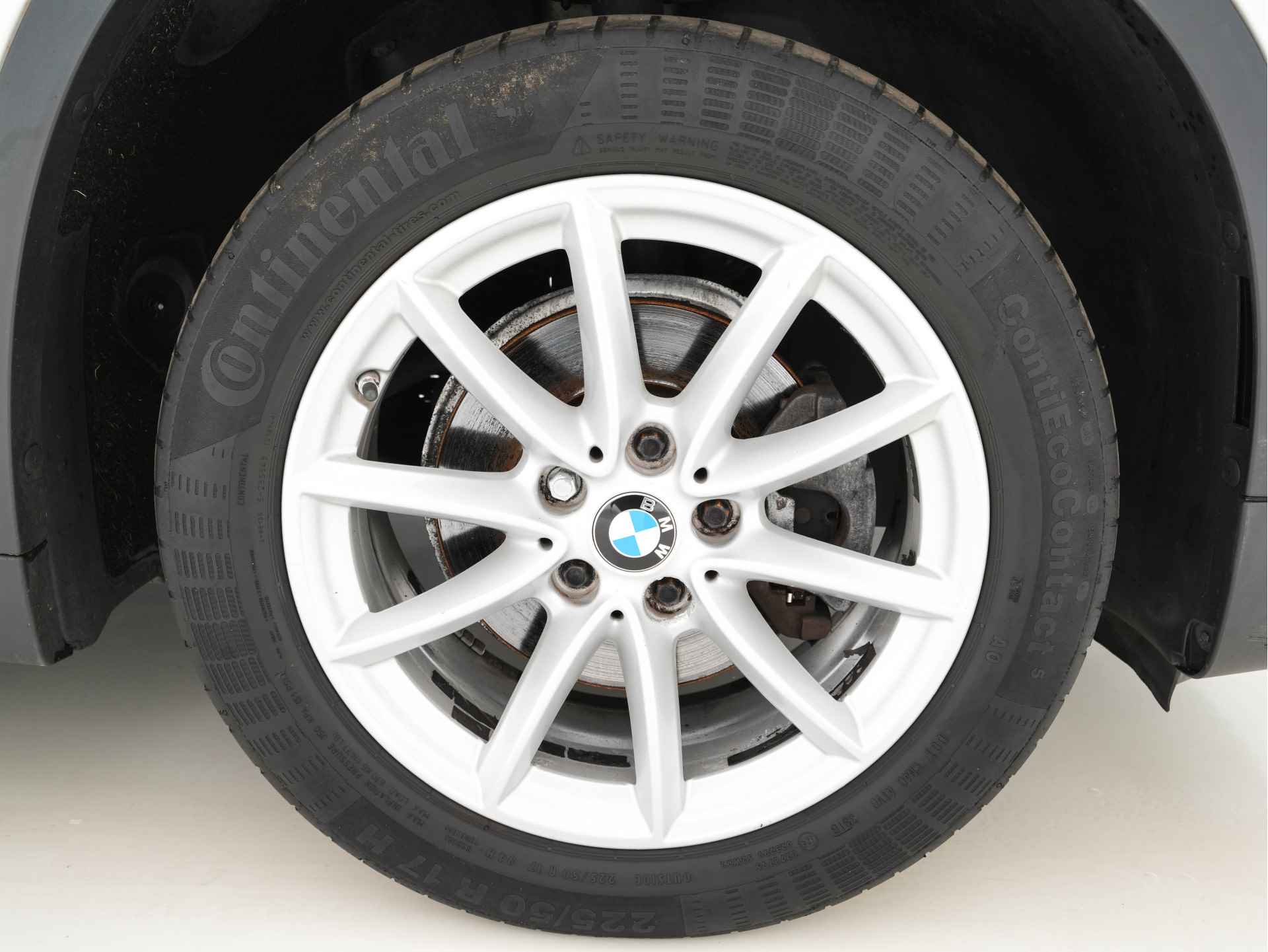 BMW X1 sDrive16d Centennial High Executive *DAKOTA-FULL-LEATHER | NAVI-FULLMAP | HIFI-SOUND | FULL-LED | HUD | DAB | ECC | PDC | CRUISE | COMFORT-SEATS | 17"ALU* - 27/33