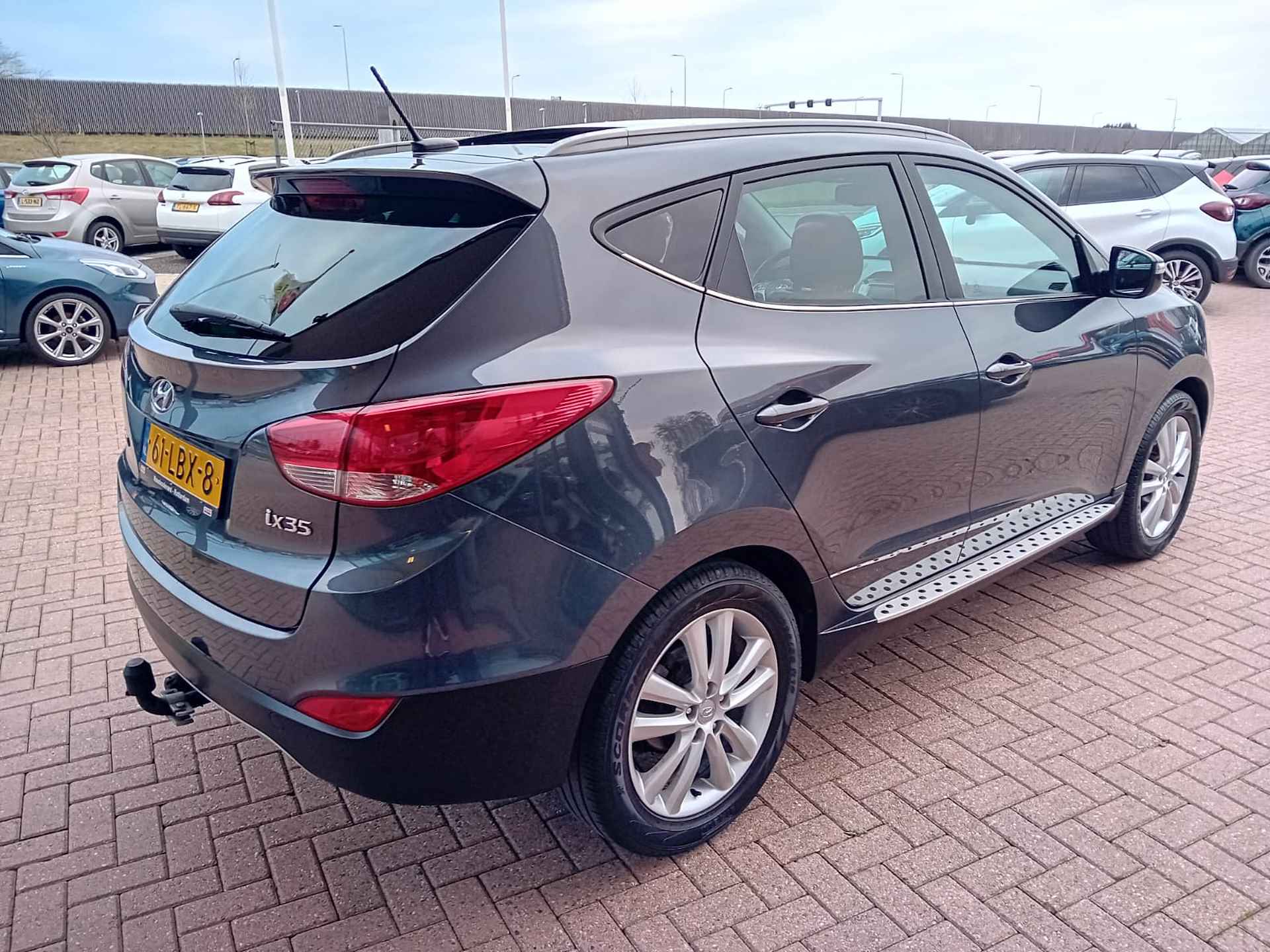 Hyundai ix35 2.0i i-Catcher Automaat, Airco(automatisch), Multimediasysteem, Bluetooth, Navigatie, Camera, Cruise control, Panorama schuif ka Lichtmetalen velgen, BOVAG - 6/30