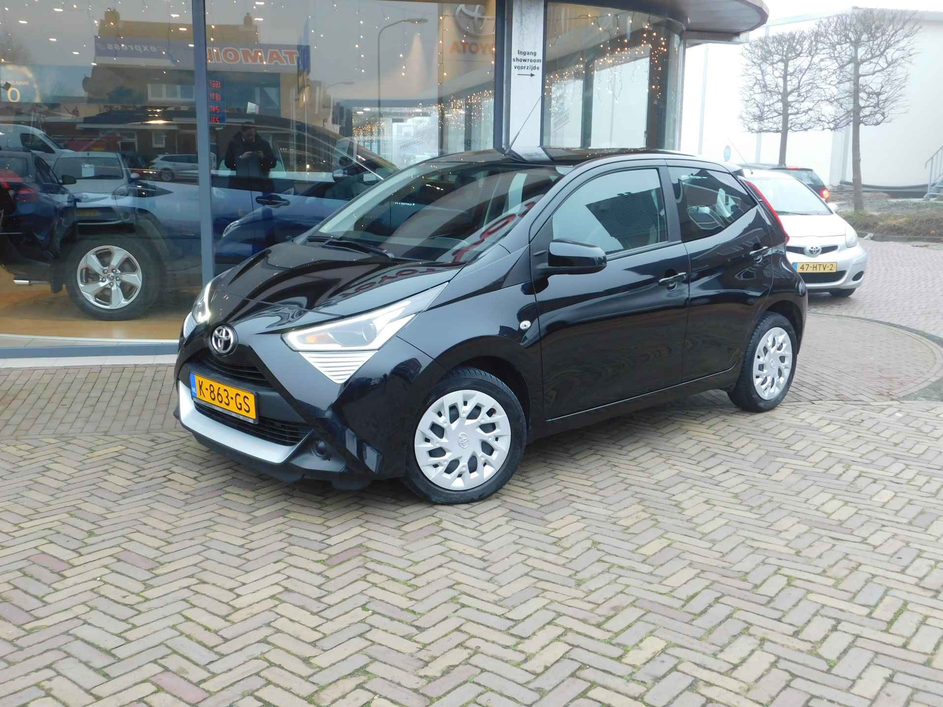 Toyota Aygo 1.0 VVT-i x-play | Achteruitrijcamera | Apple Carplay Android Auto | - 8/52