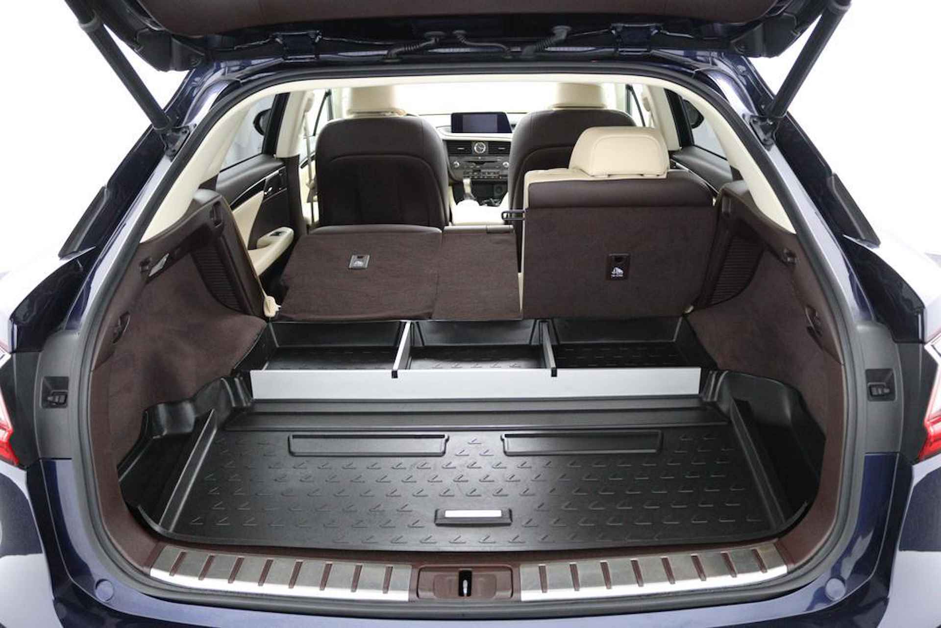 Lexus RX 450h 4WD Luxury Line | Afneembare Trekhaak | Schuif-/kanteldak | Stoelkoeling | Elektrische verstelbare stoelen - 26/65