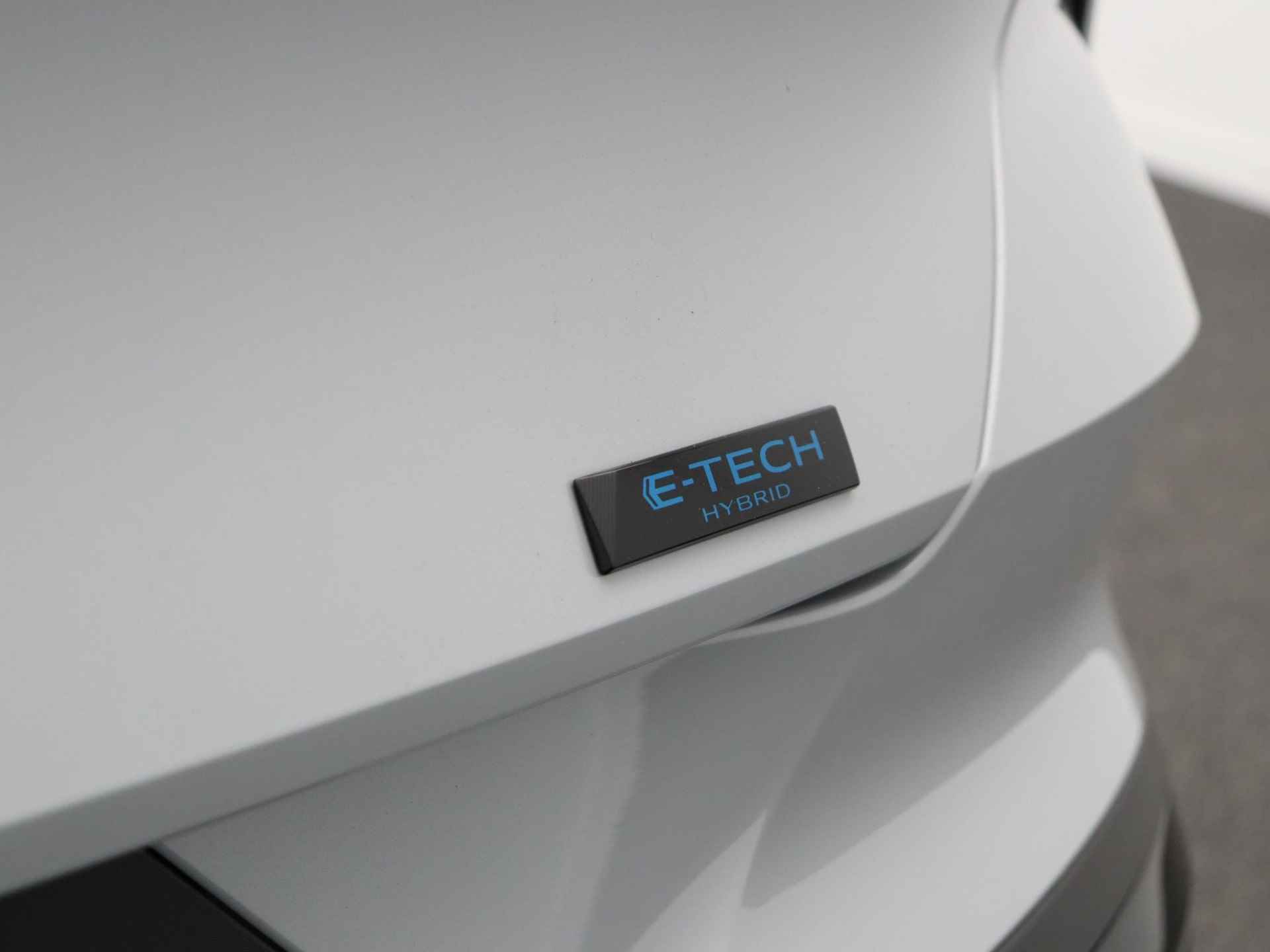 Renault Symbioz 1.6 E-Tech hybrid 145pk esprit Alpine | Panoramadak | Harman Kardon | Active driver assist | Stoel- en voorruitverwarming | - 27/49