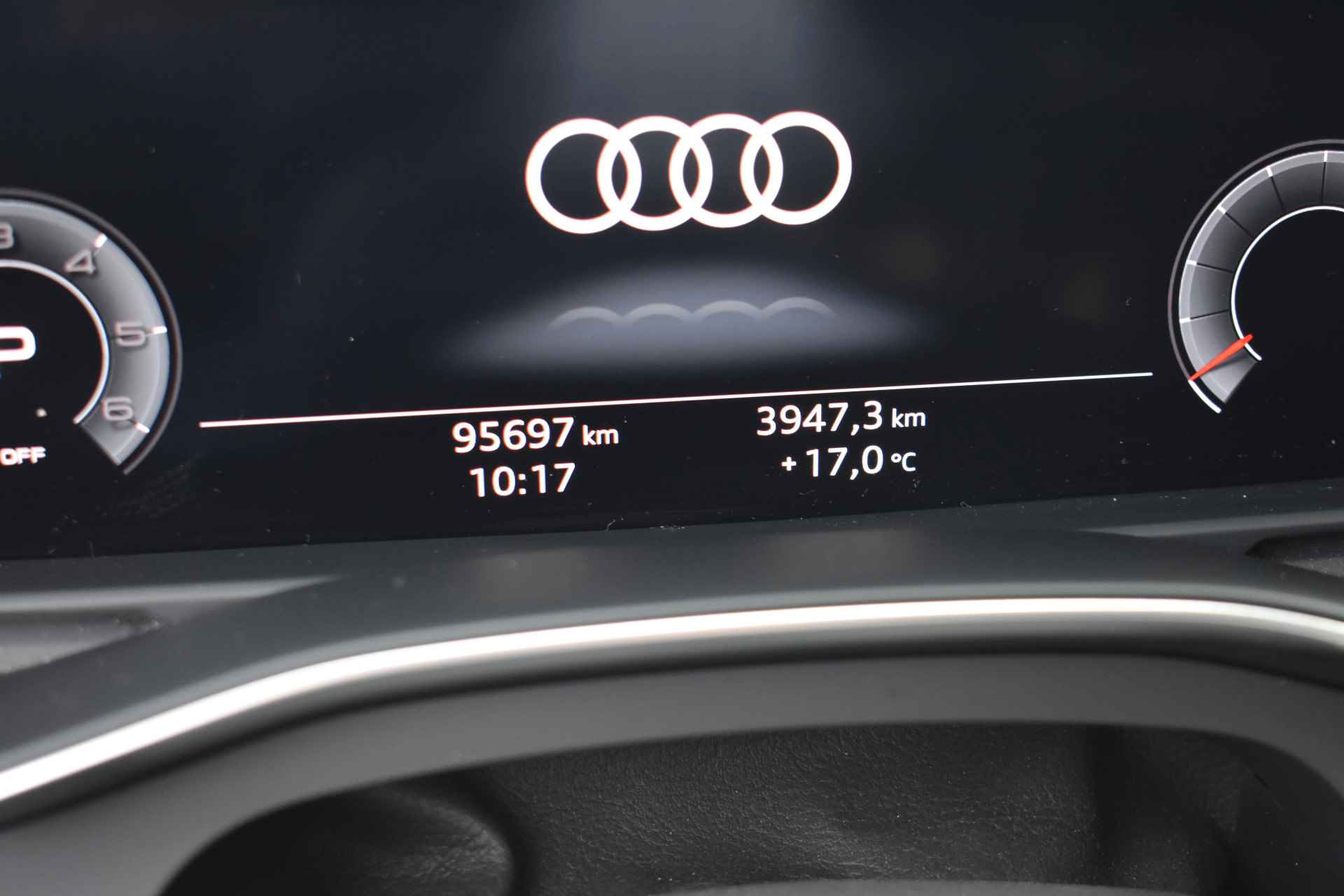 Audi A6 Avant 35 TDI 163PK S-Tronic Business Edition | NAVIGATIE | ELEKTR. A. KLEP | 19 INCH - 25/51