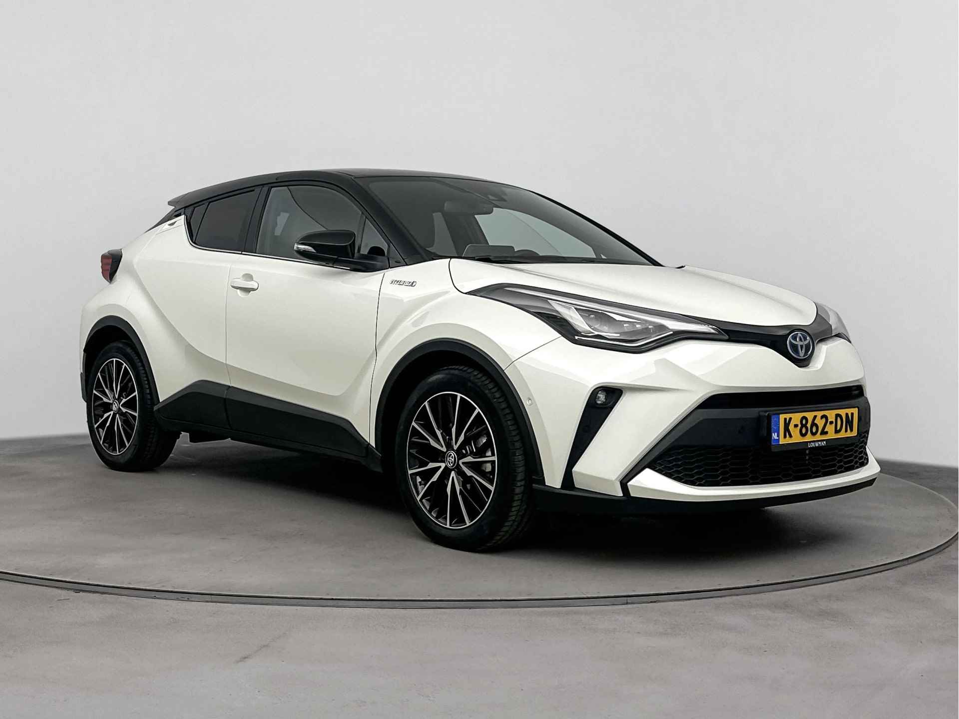 Toyota C-HR 2.0 Hybrid Executive | JBL | Navigatie | Parkeersensoren | Parkeerhulp | LM velgen | Cruise Control Adaptief | Stoelverwarming | * - 27/39