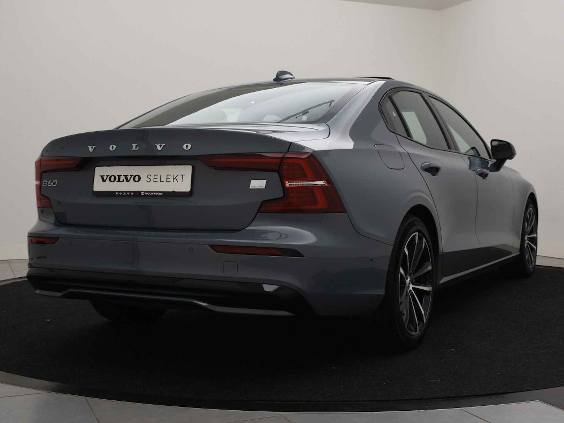 Volvo S60 T6 PLUG-IN HYBRID LONG RANGE ULTIMATE DARK BOWERS&WILKINS 360GR - 4/41