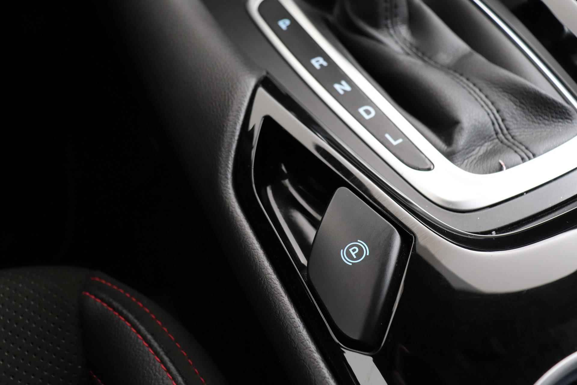 Ford Mondeo Wagon 2.0 IVCT Hybride ST-Line | 180 PK | Apple CarPlay | Camera | Stoelverwarming | Keyless | - 29/44