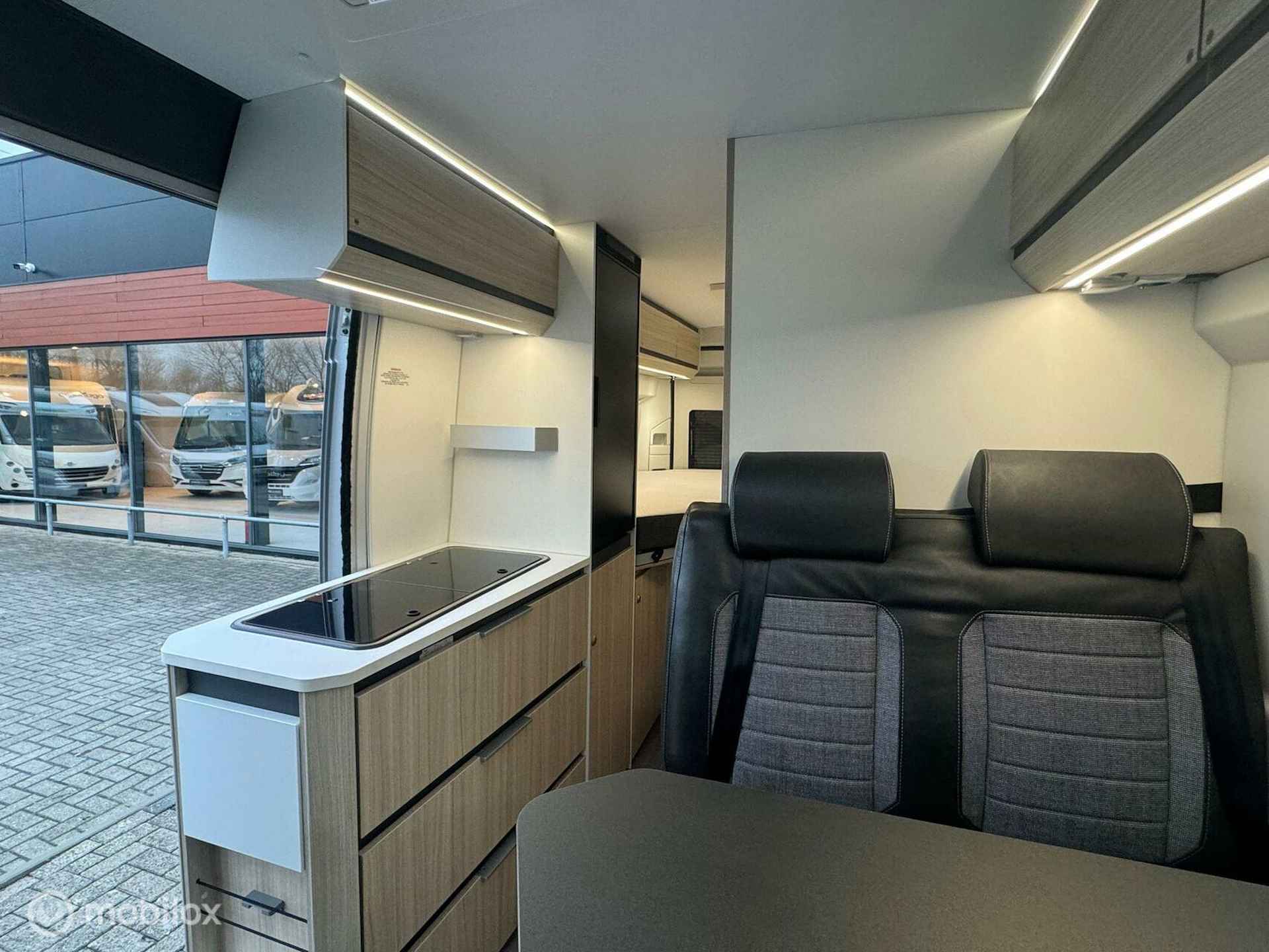 Adria Twin 640 SL Axxes Enkele Bedden Luifel Fietsenrek Zonnepaneel - 9/27