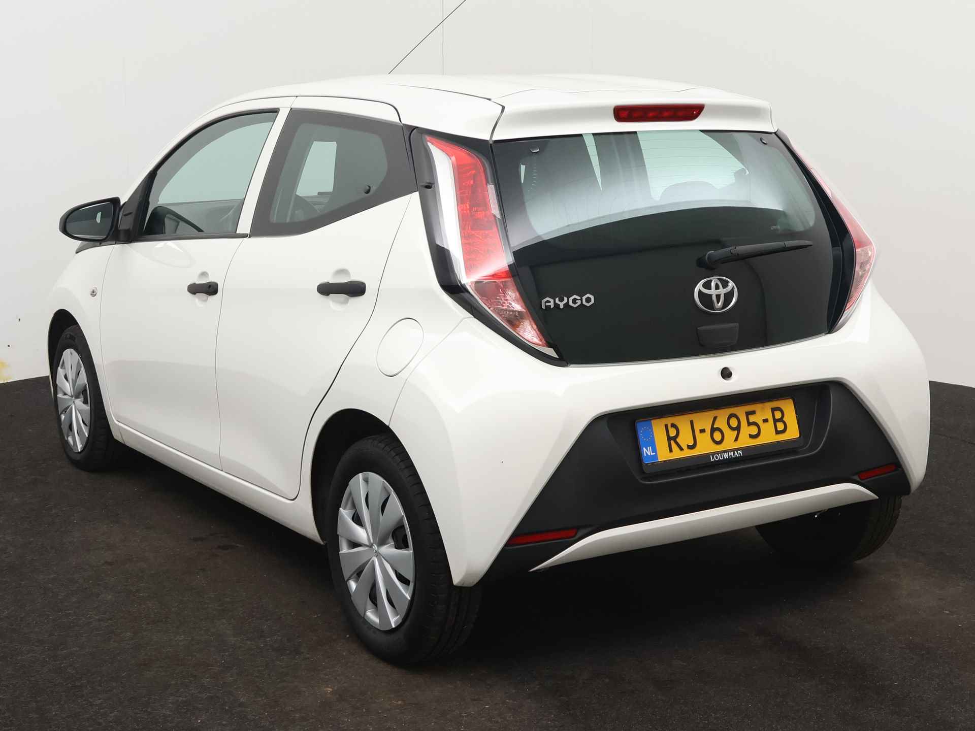 Toyota Aygo 1.0 VVT-i x-fun | Audio installatie | Airco | - 16/40