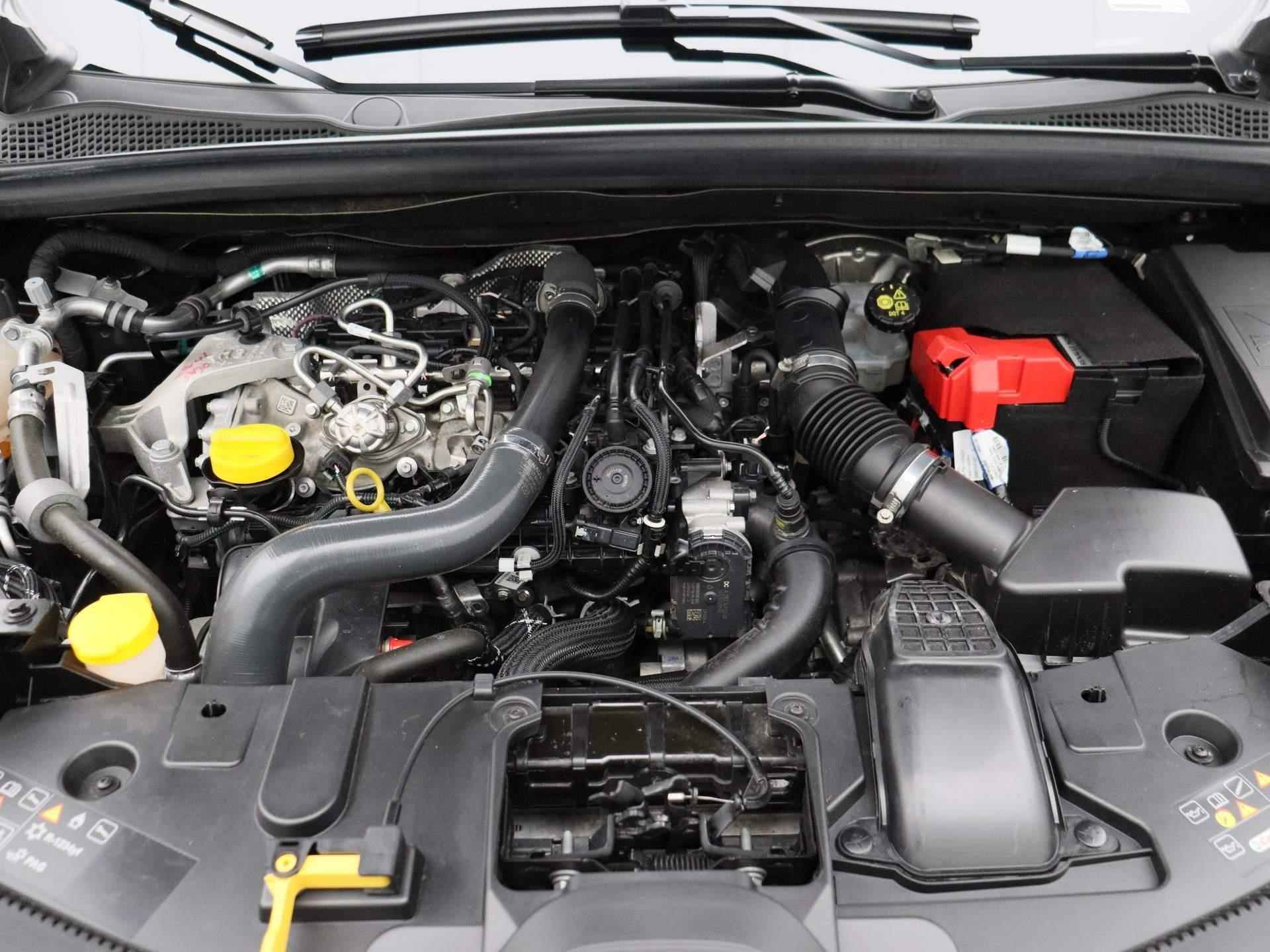 Renault Captur 1.3 TCe 140 Intens | AUTOMAAT | NAVIGATIE | LED KOPLAMPEN | ACHTERUITRIJCAMERA | CLIMATE CONTROL | PARKEERSENSOREN | - 33/36