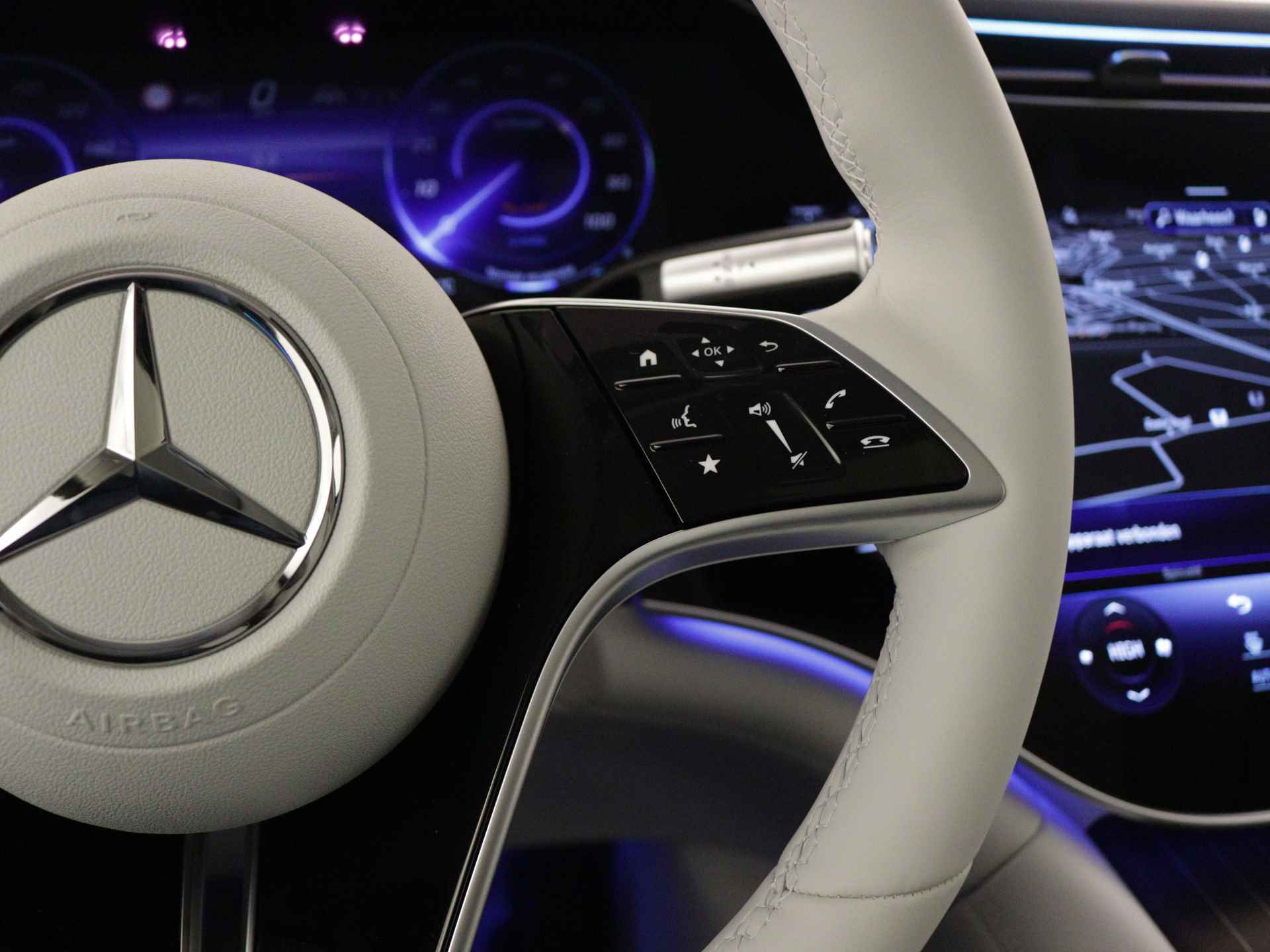 Mercedes-Benz EQS SUV 580 4MATIC AMG Line 7p 118 kWh | Trekhaak | Akoestiekcomfortpakket | Rijassistentiepakket Plus | Head-up display MBUX met augmented reality | Multicontourzetels vooraan met massage-functie | KEYLESS GO-comfortpakket | Burmester® 3D-surround sound system |  Premium Plus pakket | - 20/38