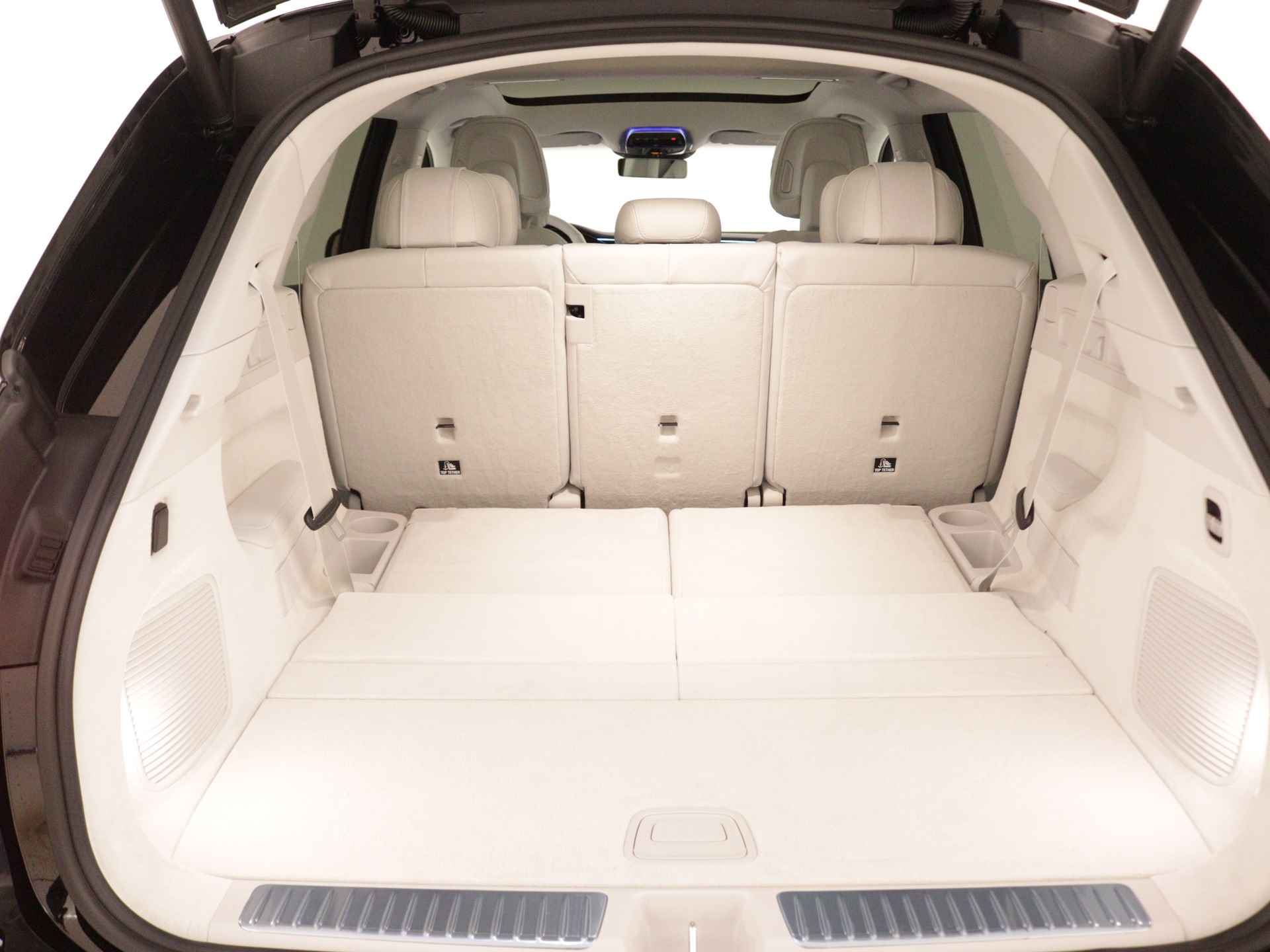 Mercedes-Benz EQS SUV 580 4MATIC AMG Line 7p 118 kWh | Trekhaak | Akoestiekcomfortpakket | Rijassistentiepakket Plus | Head-up display MBUX met augmented reality | Multicontourzetels vooraan met massage-functie | KEYLESS GO-comfortpakket | Burmester® 3D-surround sound system |  Premium Plus pakket | - 35/38