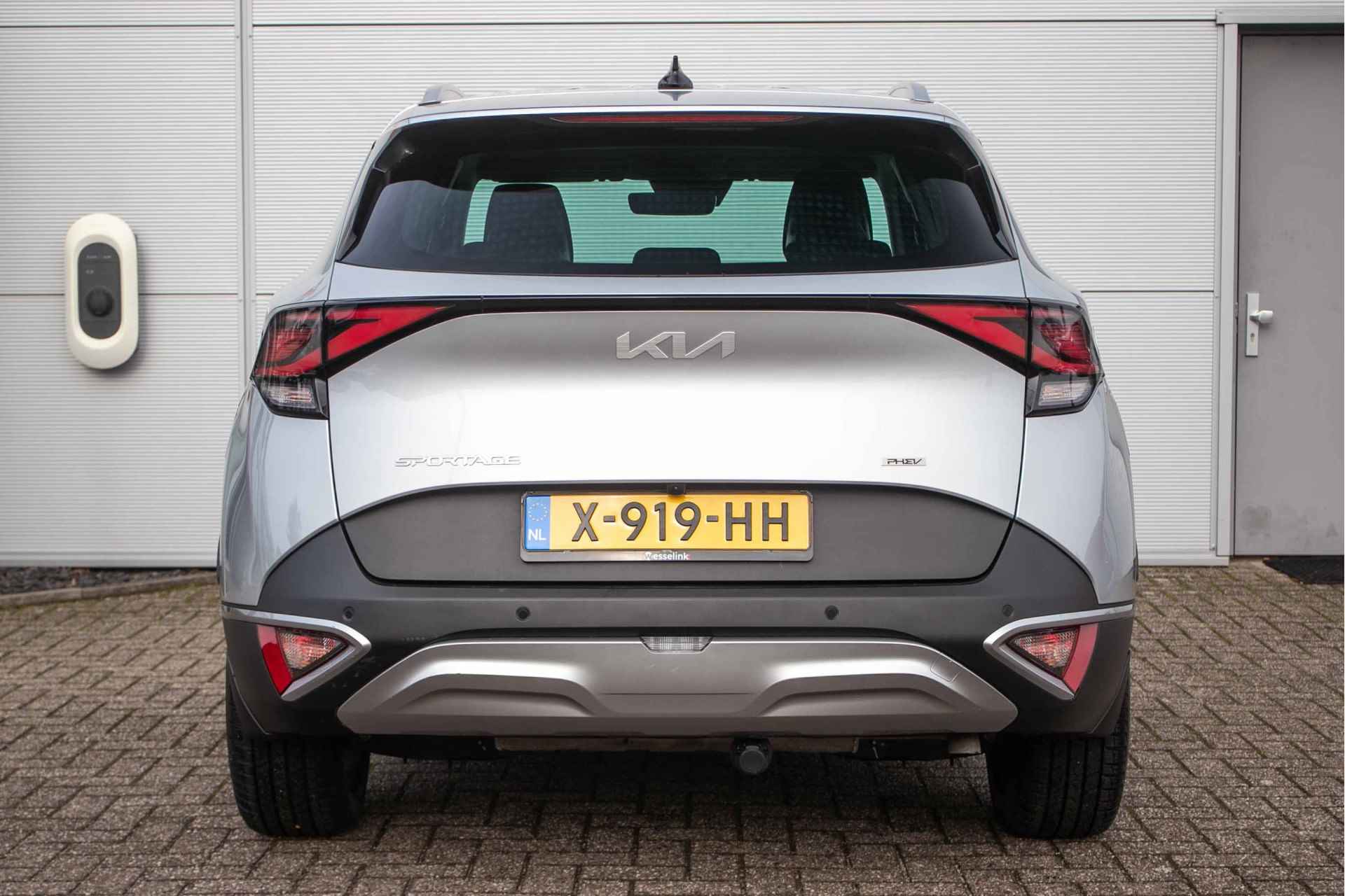 Kia Sportage 1.6 T-GDi Plug-in Hybrid AWD DynamicPlusLine All-in rijklaarprijs | Afn. trekhaak | All-seasonbanden | Nav | Cam - 12/42