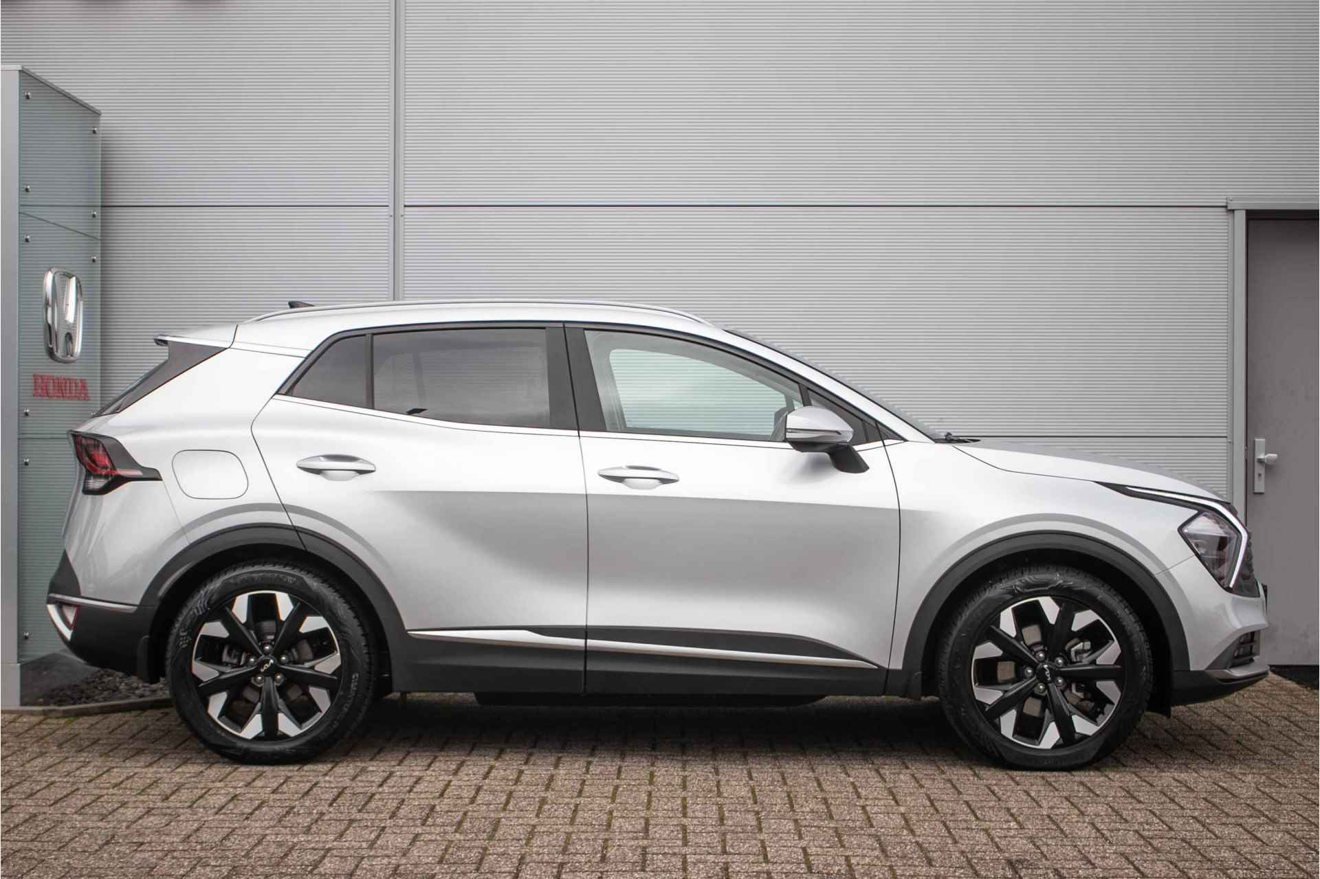 Kia Sportage 1.6 T-GDi Plug-in Hybrid AWD DynamicPlusLine All-in rijklaarprijs | Afn. trekhaak | All-seasonbanden | Nav | Cam - 2/42