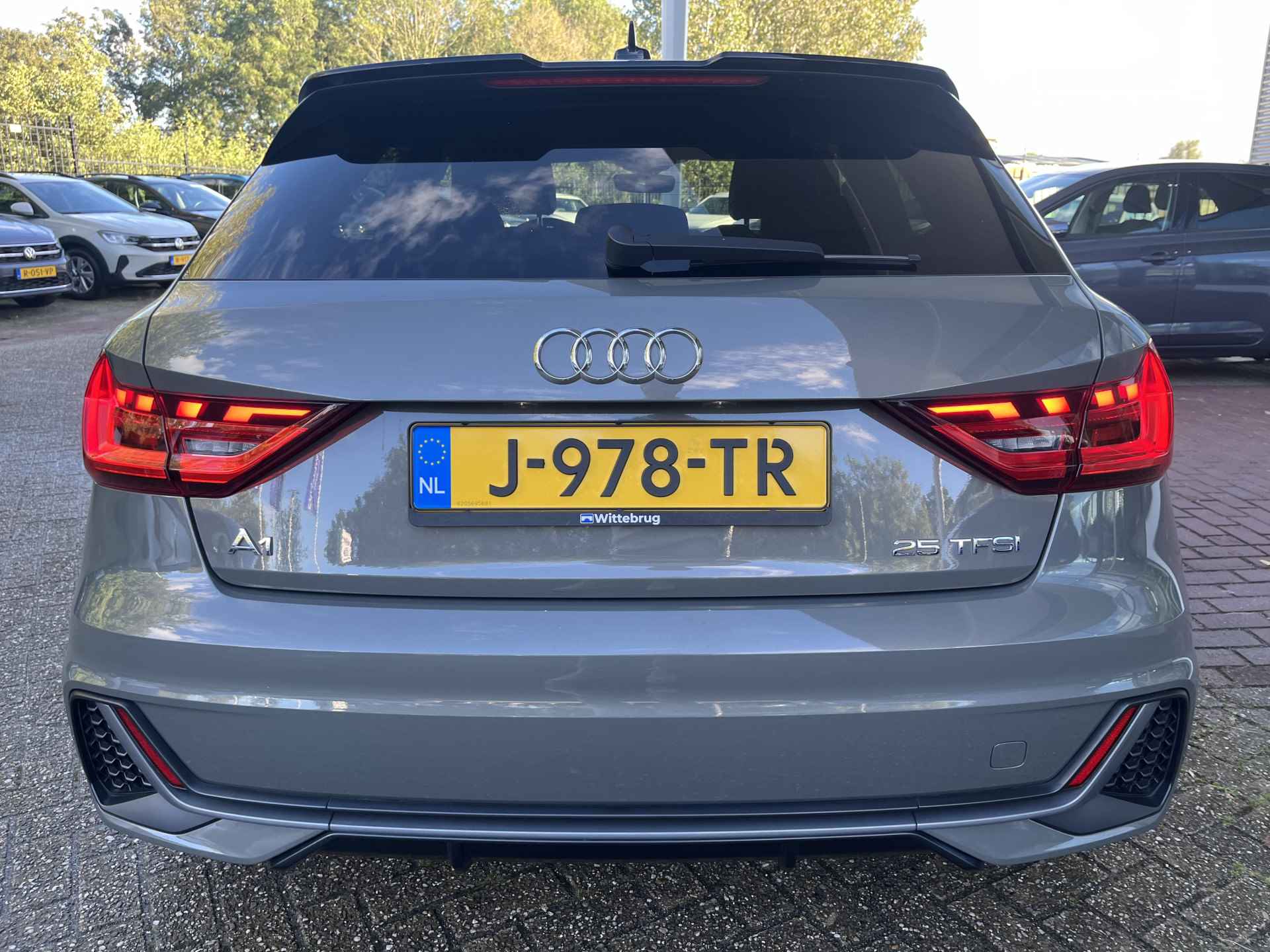 Audi A1 Sportback 25 TFSI 95pk Pro Line S / Climatronic / LED / Donker Glas / 17" LMV - 16/21