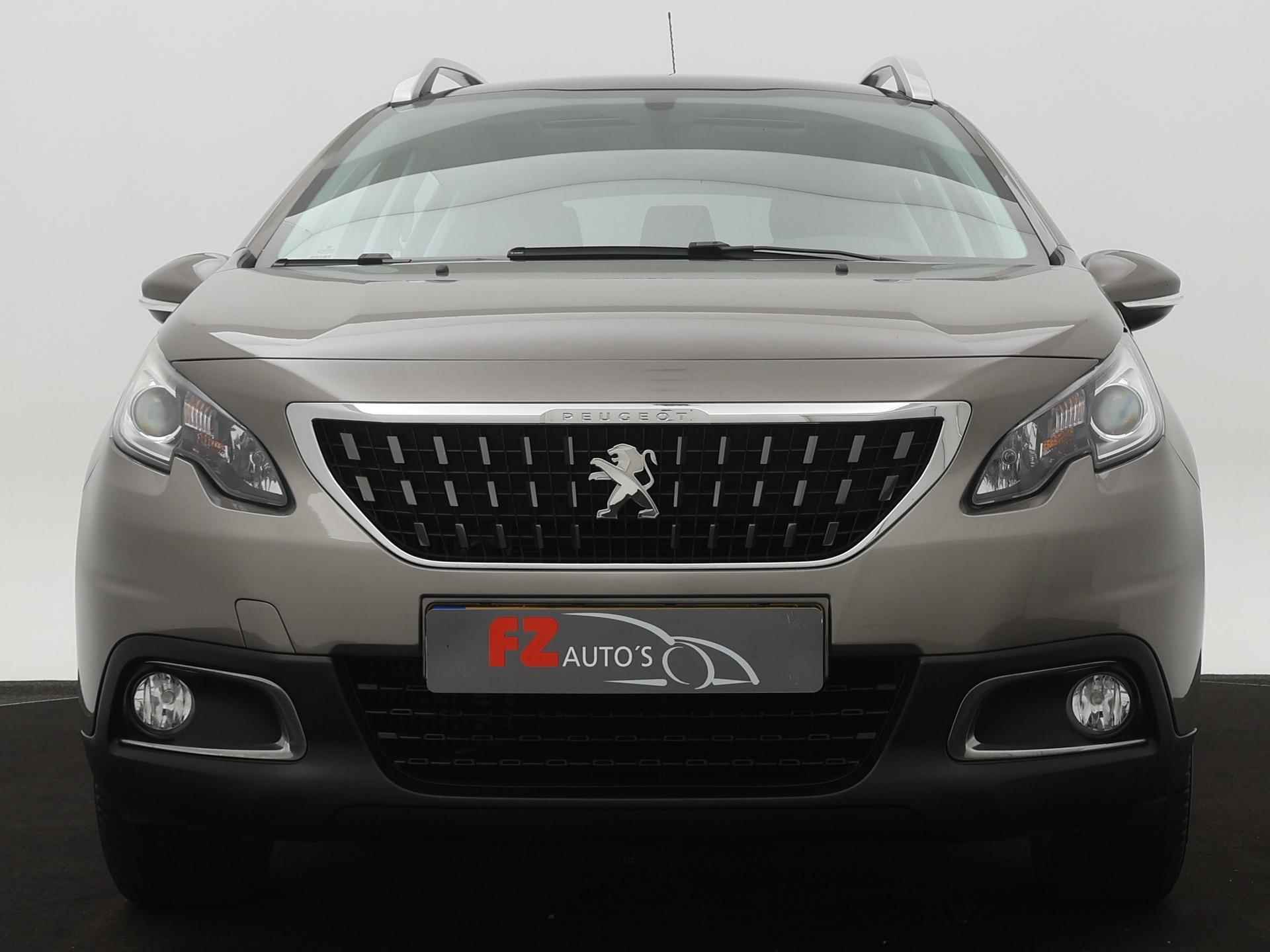 Peugeot 2008 1.2 PureTech Blue Lion | Airco | Trekhaak | 100.682 KM | - 9/22