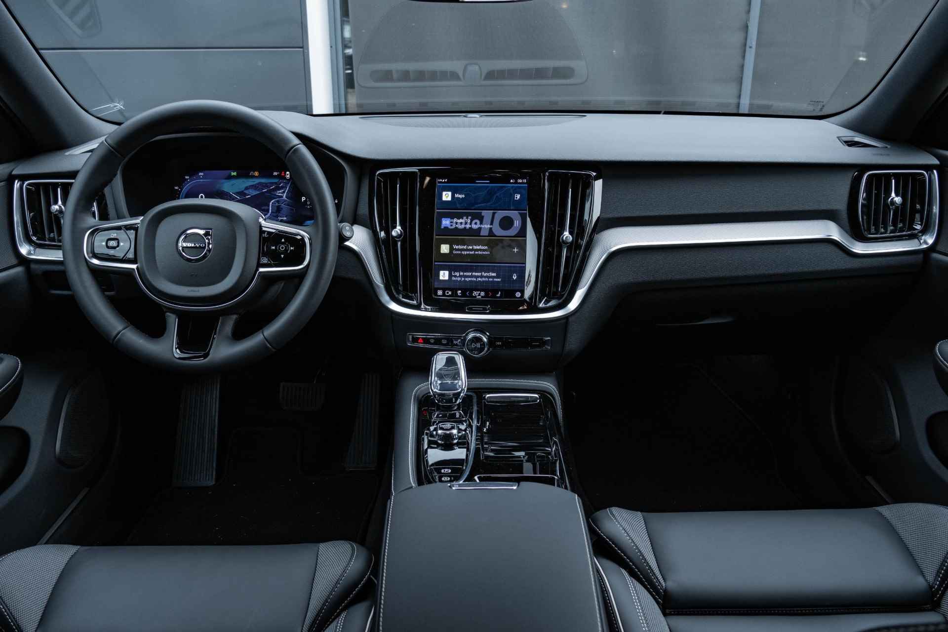 Volvo V60 T6 Automaat Recharge AWD Plus Dark | Long Range | Alarmklasse 3 | Sportstoelen | Electrisch bedienbare voorstoelen | Dashcam - 34/40