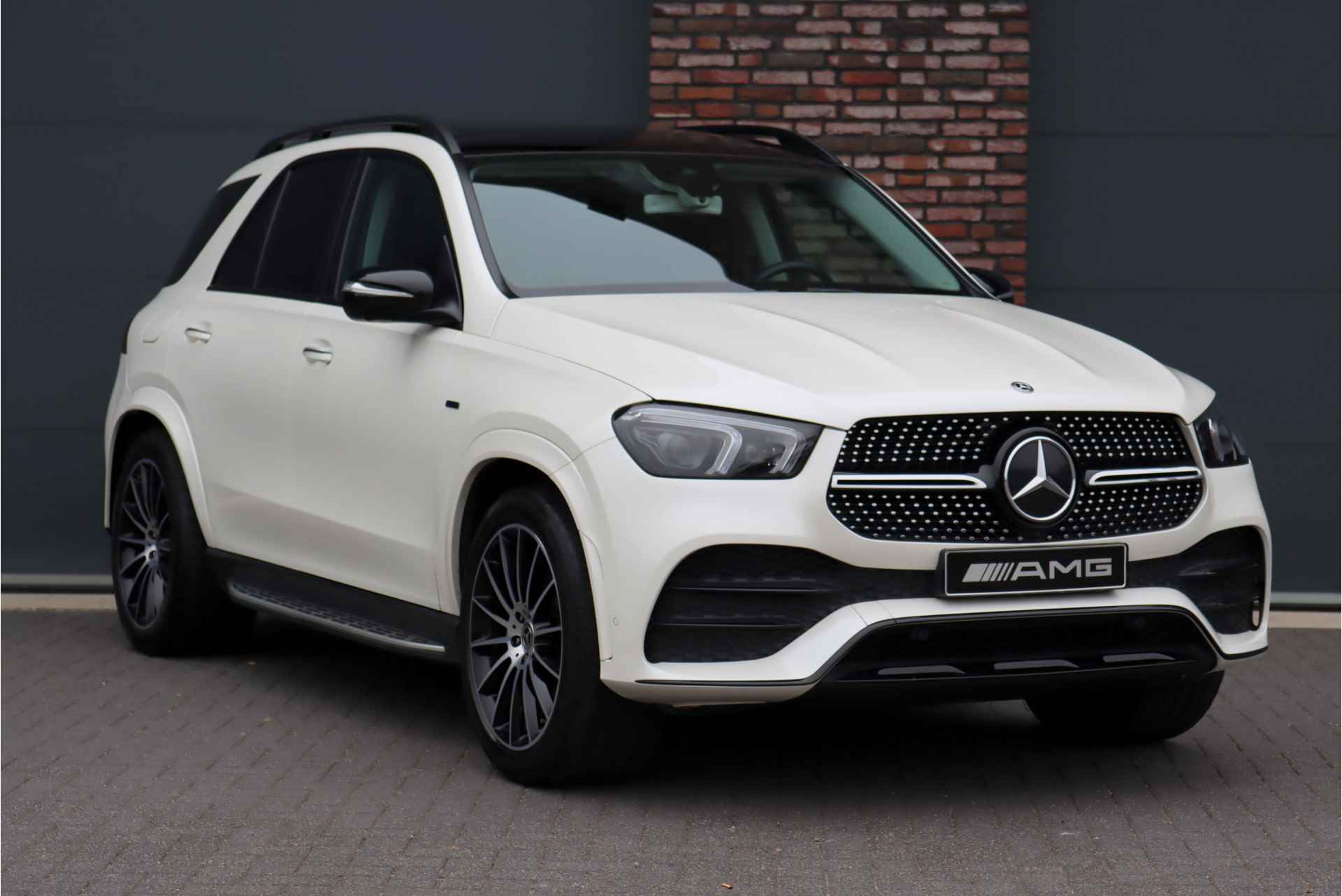 Mercedes-Benz GLE 350 de 4MATIC AMG Line Aut9 | Memory | Burmester | Trekhaak | Nappa Leder | Keyless Go | Surround Camera | Parfumering | Energizing-pakket | Nightpakket | Augmented Reality | - 3/50