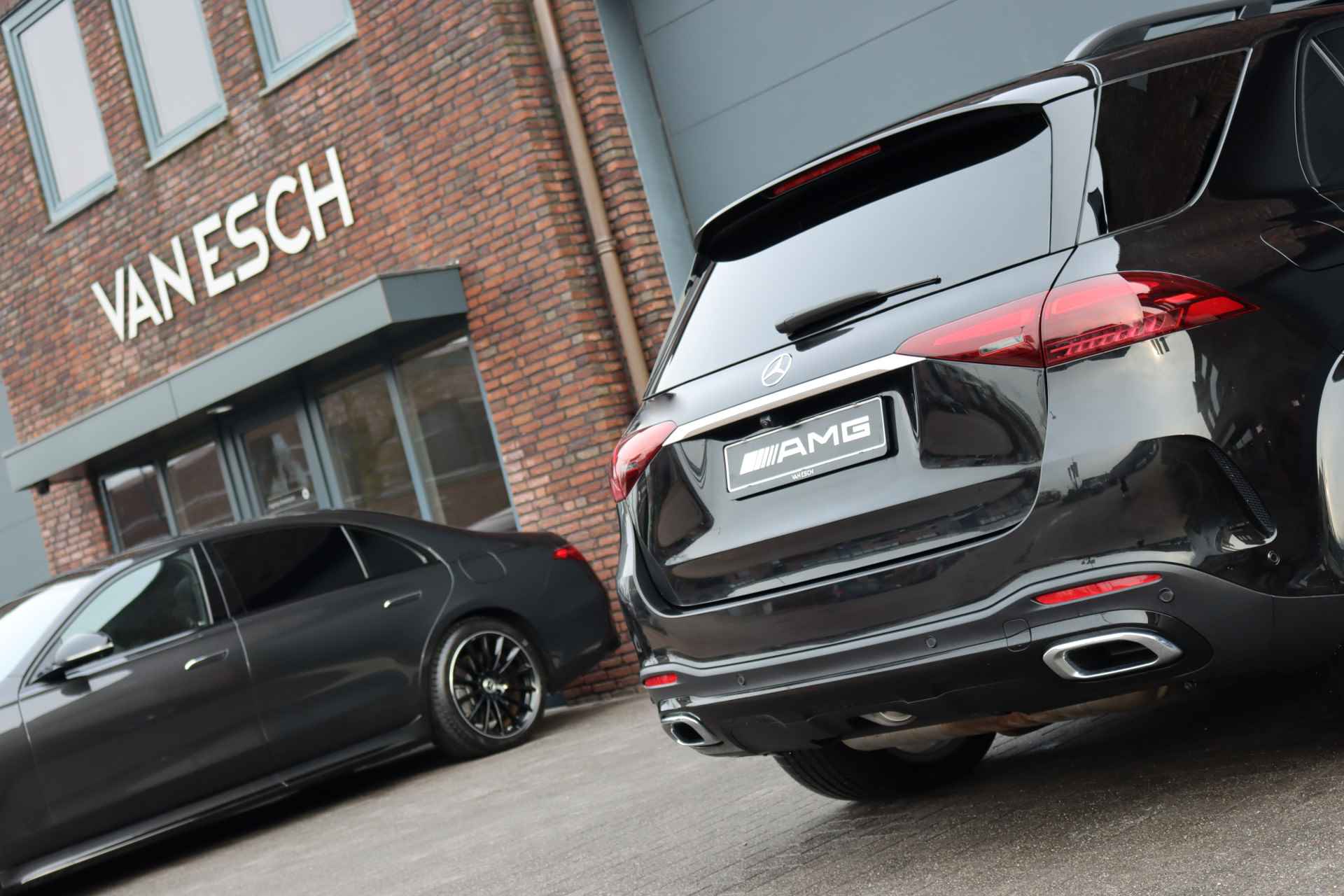 Mercedes-Benz GLE 350 de 4MATIC AMG Line Aut9 | Facelift | Luchtvering | Panoramadak | Trekhaak | Burmester | Verwarmd Stuurwiel | Leder | Mulitbeam LED | Nightpakket | Keyless Go | - 22/47