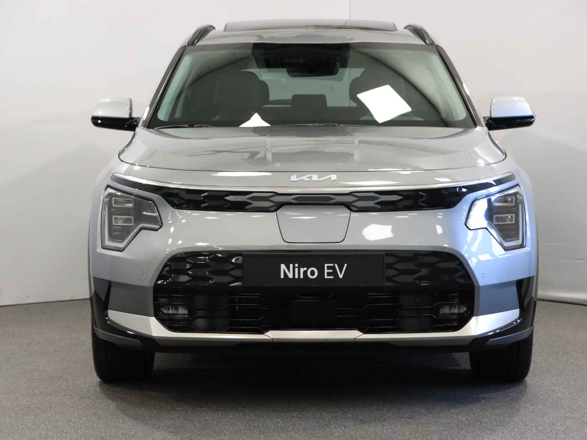 Kia Niro EV Plus Advanced 64.8 kWh | Private Lease vanaf € 569,-| 2,99% rente | Harman Kardon Premium Sound System | Vehicle-2-Load (V2L)| Nu te bestellen KIA Leiderdorp: 071 760 06 00 - 2/46